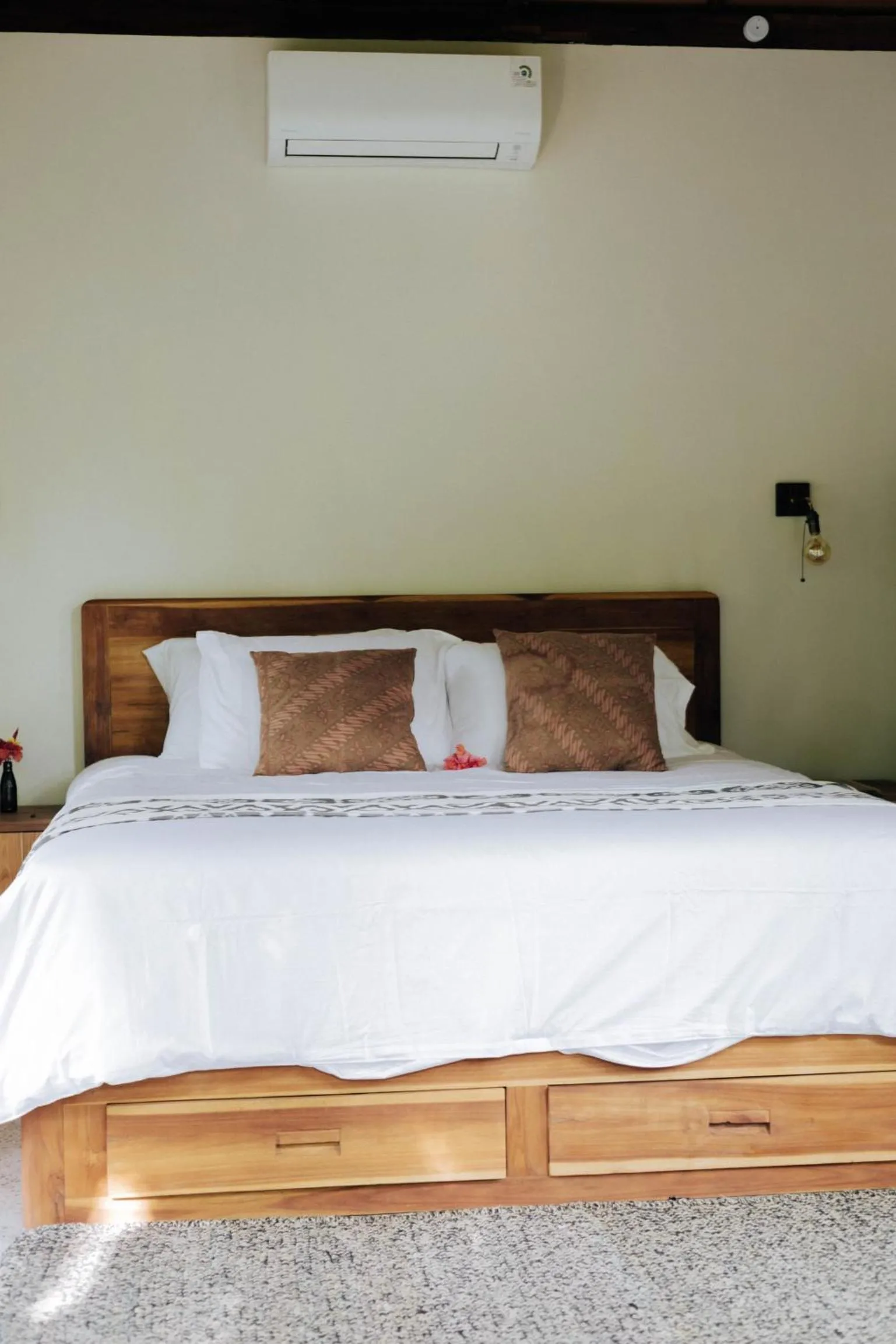 Bed in Jati Kuta Lombok