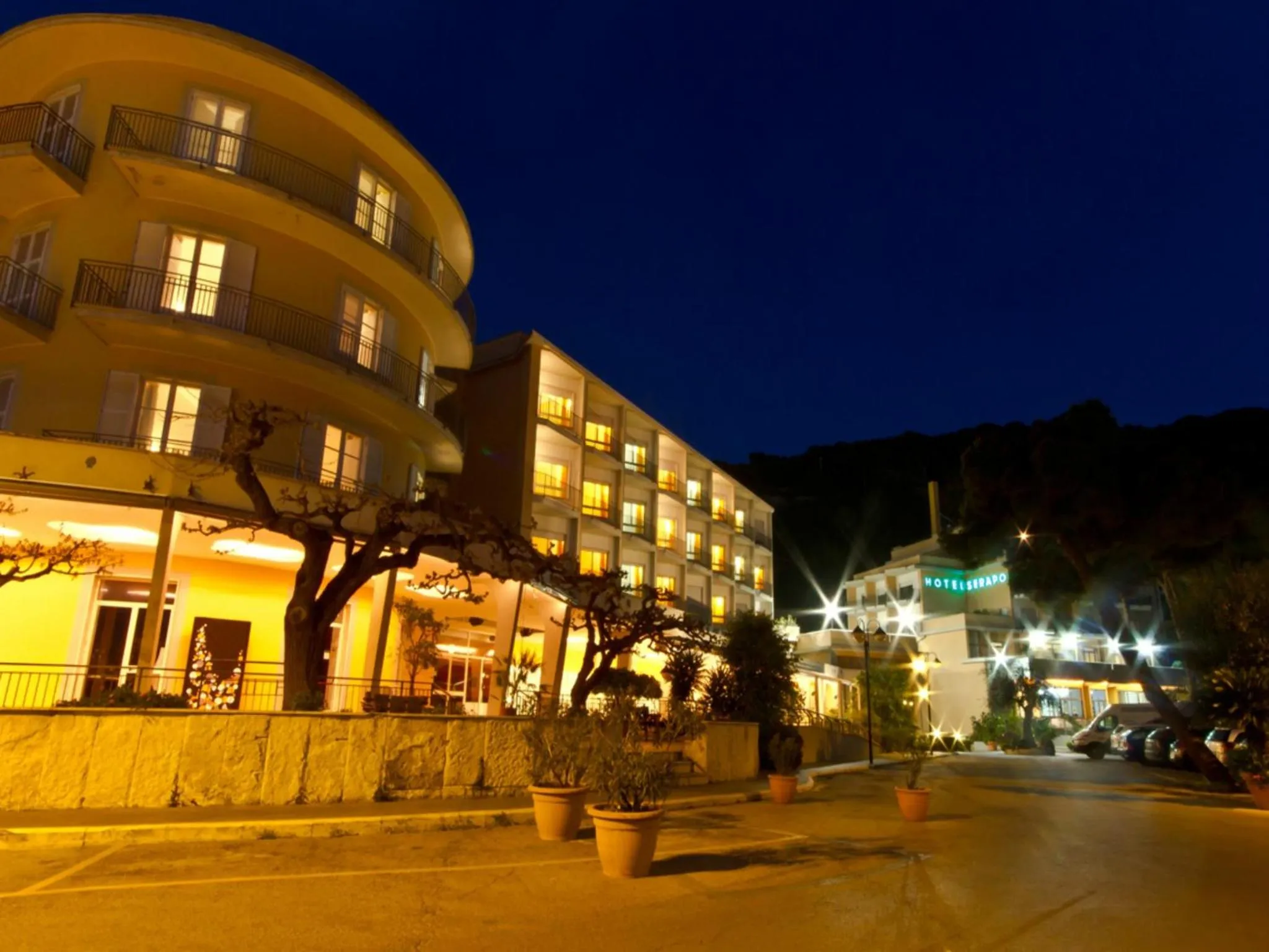 Property building in Hotel Serapo