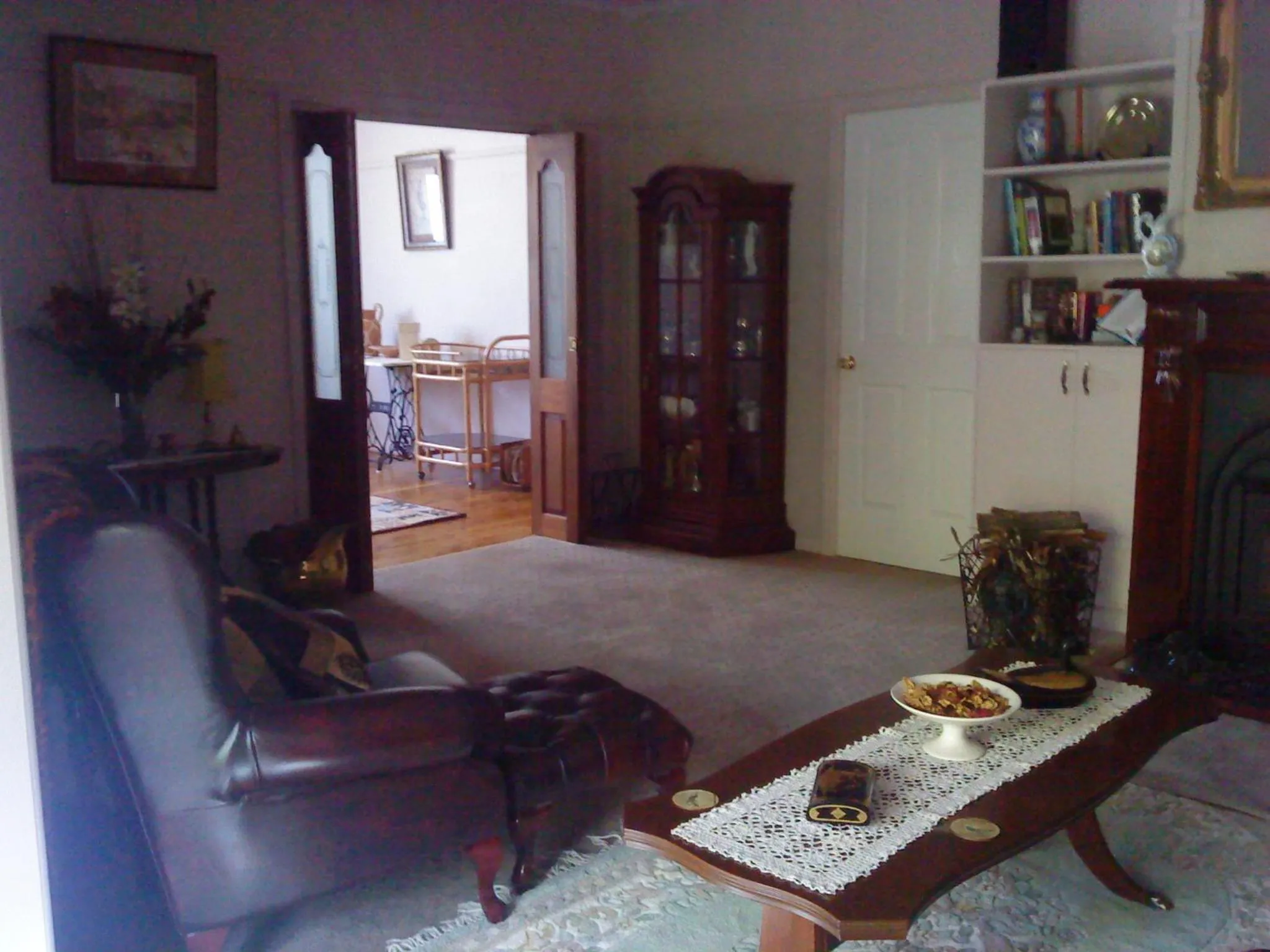 Seating area in Hillview Oak B&B