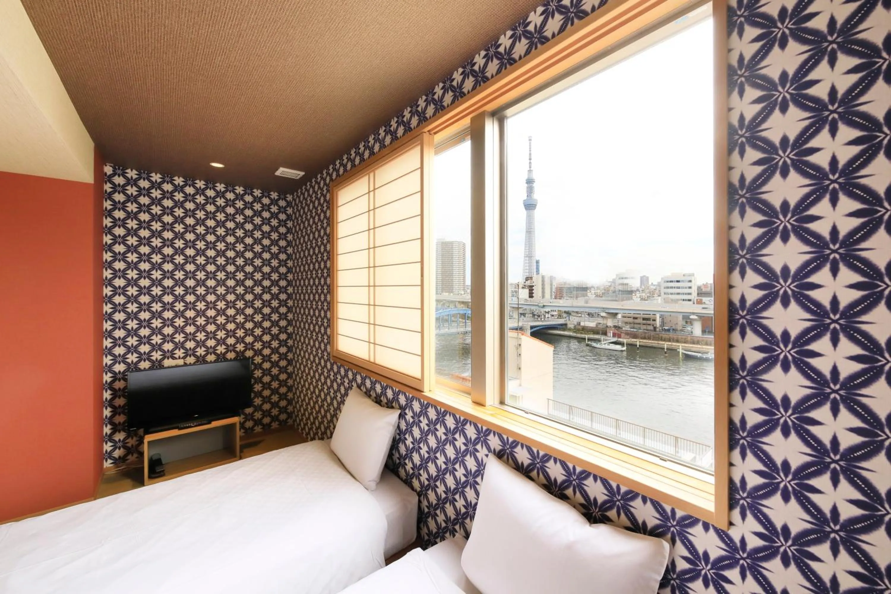 Photo of the whole room, Bed in Tamayura Hotel Asakusa