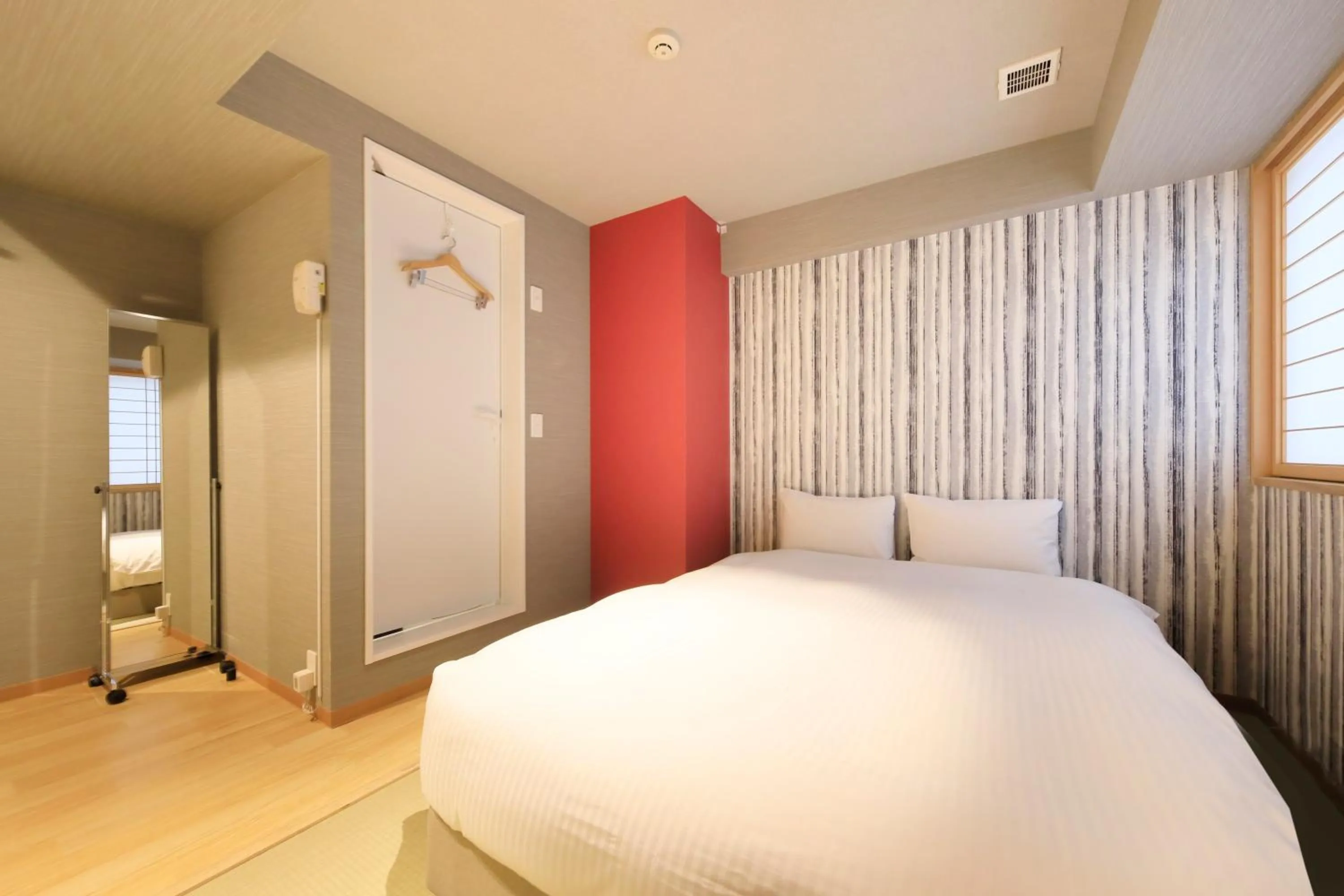 Photo of the whole room, Bed in Tamayura Hotel Asakusa