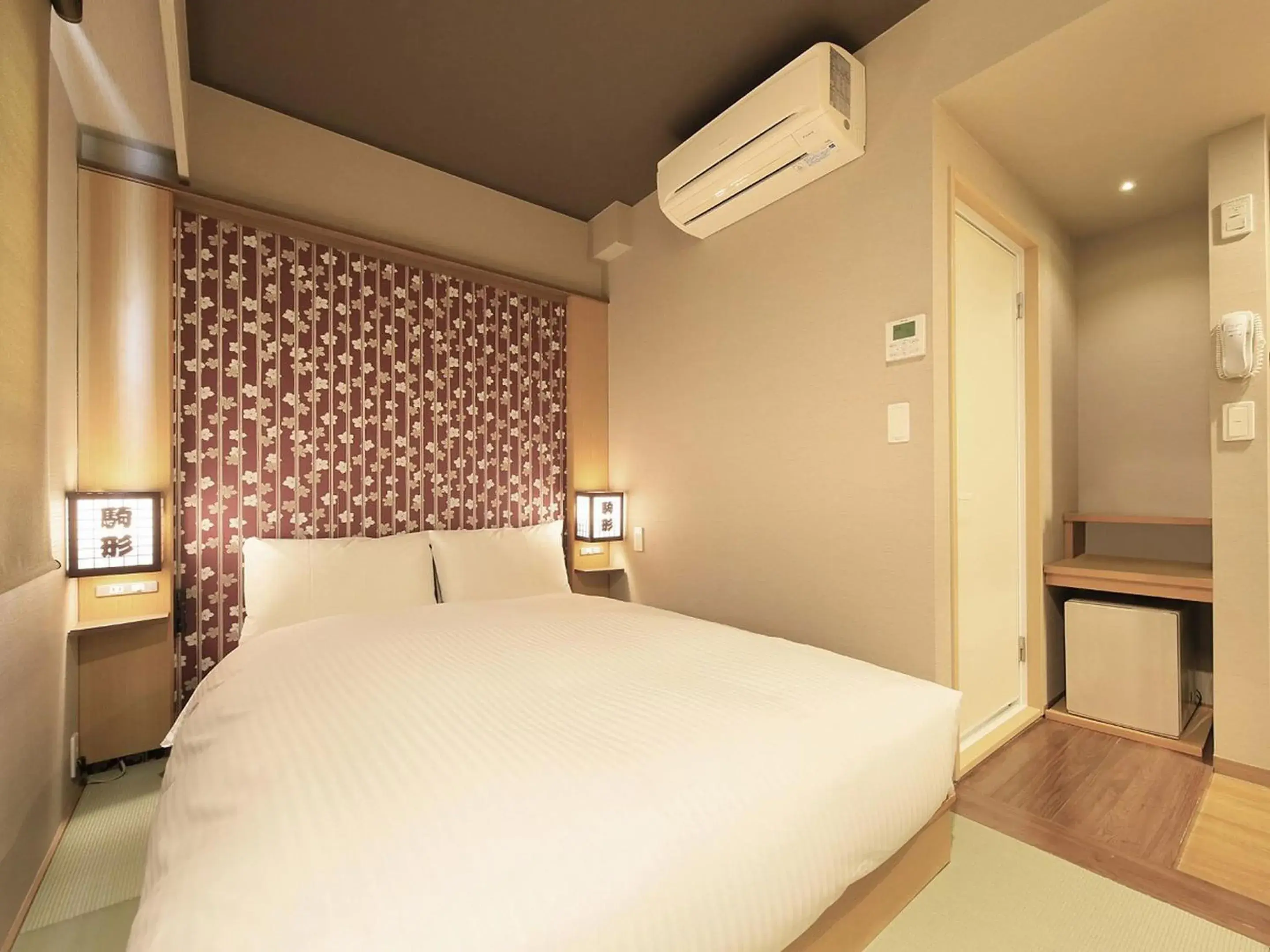 Economy Double Room With Small Double Bed - Non Smoking in Tamayura Hotel Asakusa Economy Double Room With Small Double Bed - Non Smoking in Tamayura Hotel Asakusa