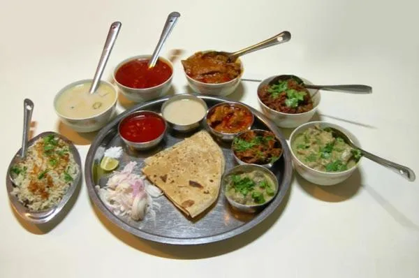 Food and drinks in Hotel Opal