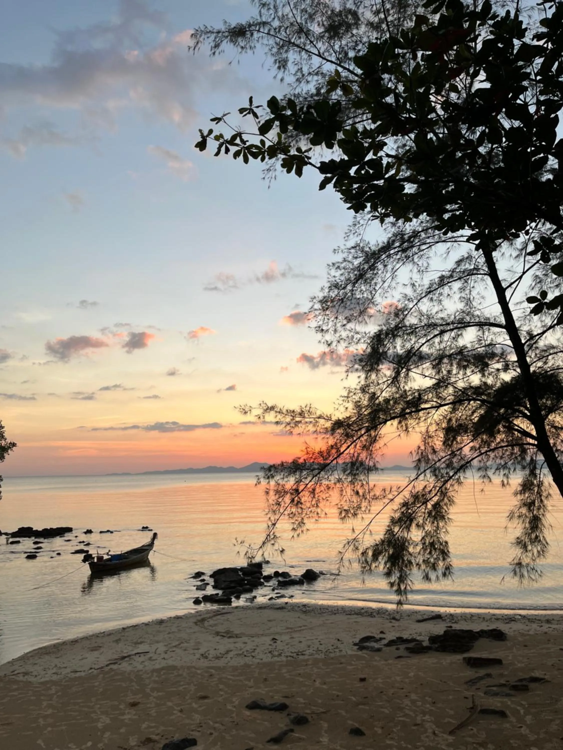 Krabi Klong Muang Bay Resort