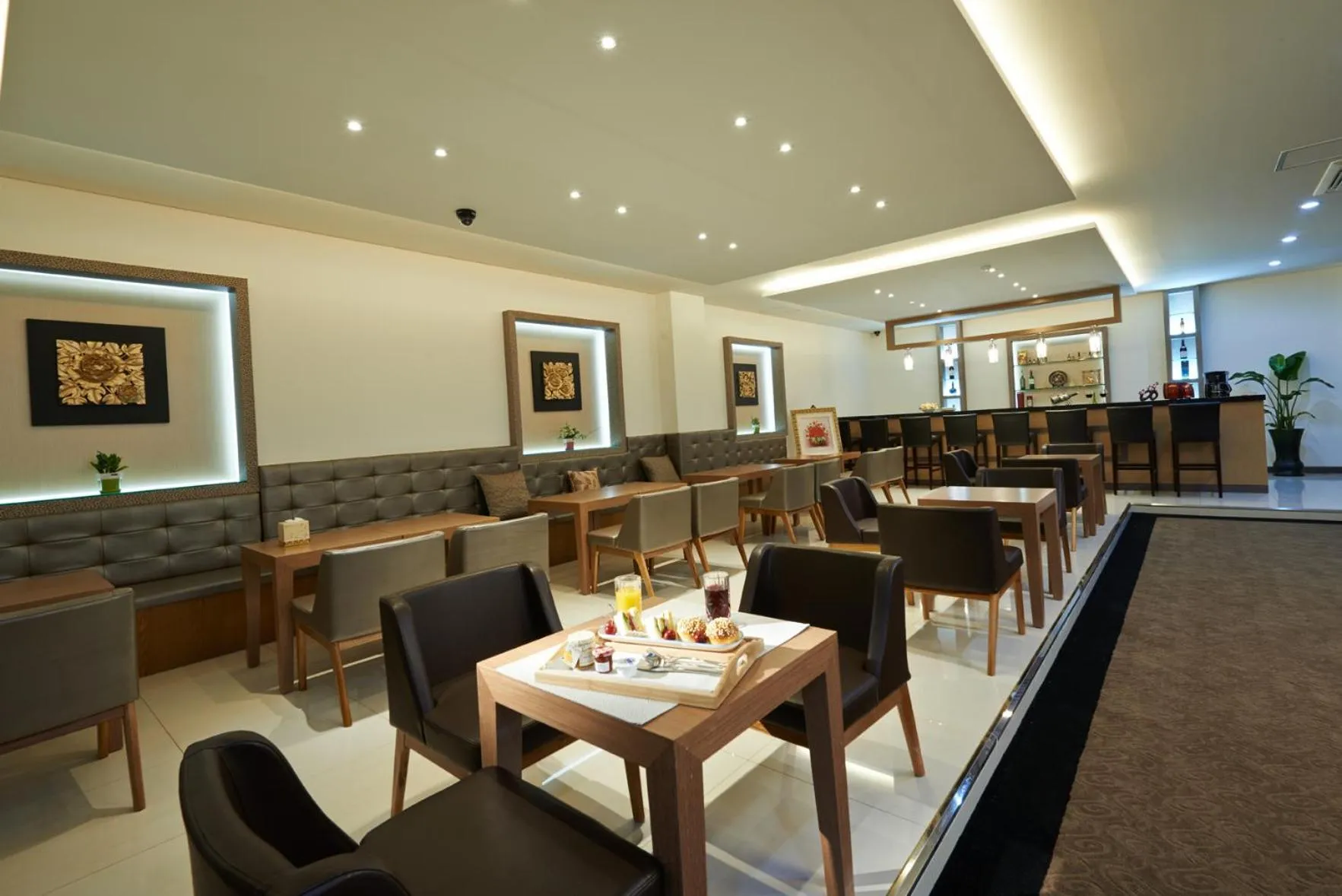 Lounge or bar in Hotel Four Seasons