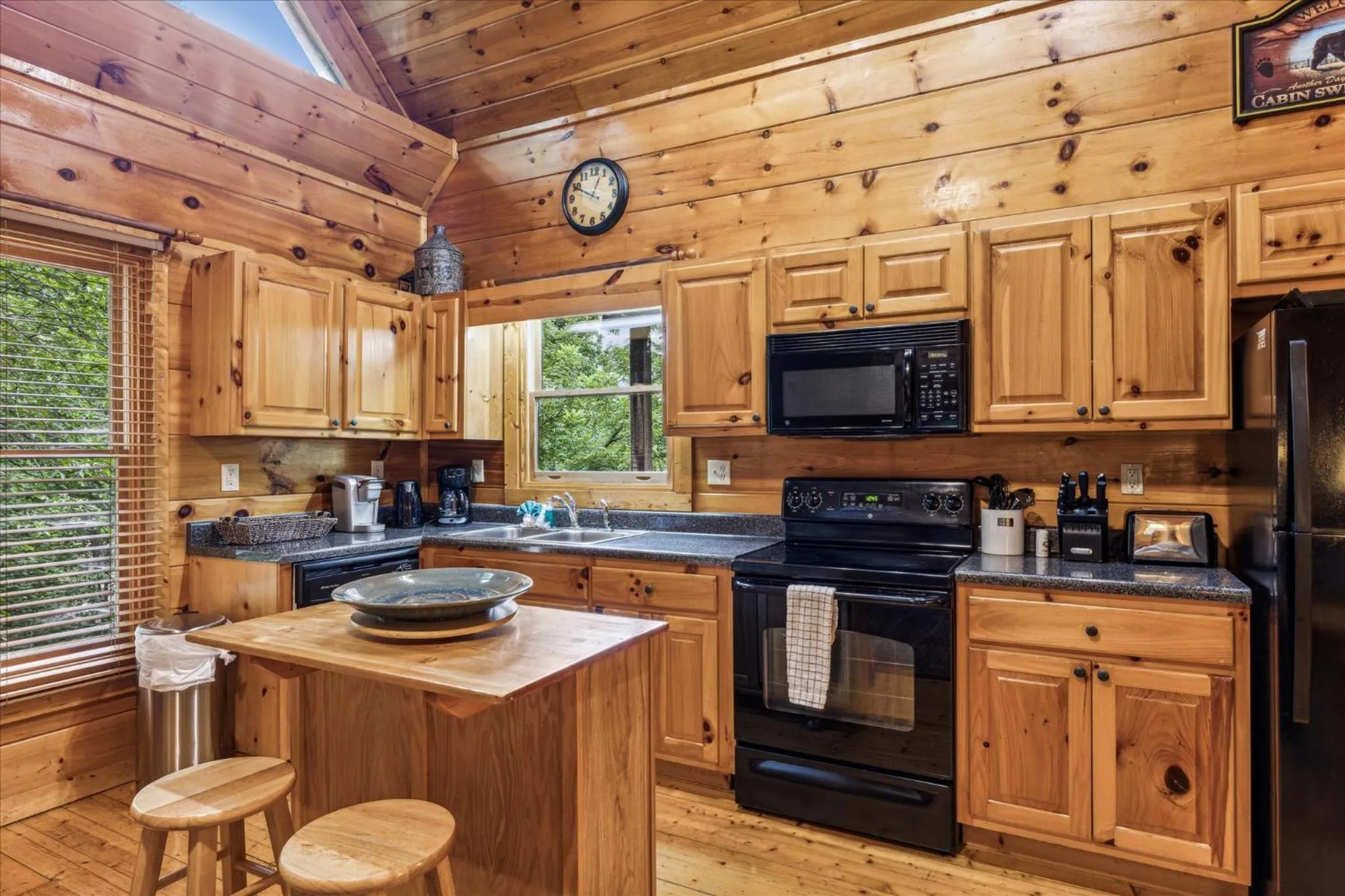 Kitchen or kitchenette in Brave Eagle Cabin