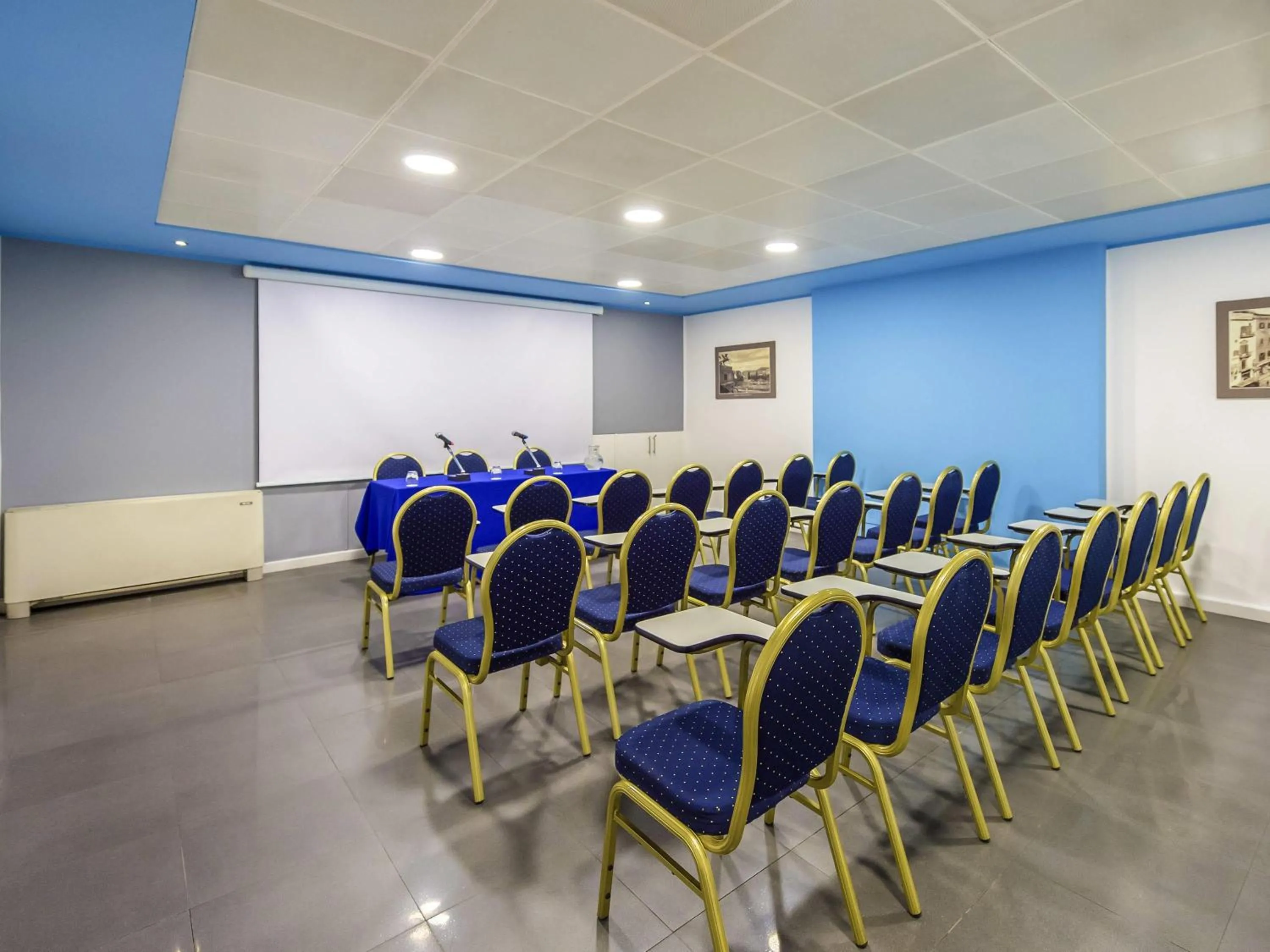 Meeting/conference room in Ibis Styles Palermo Cristal