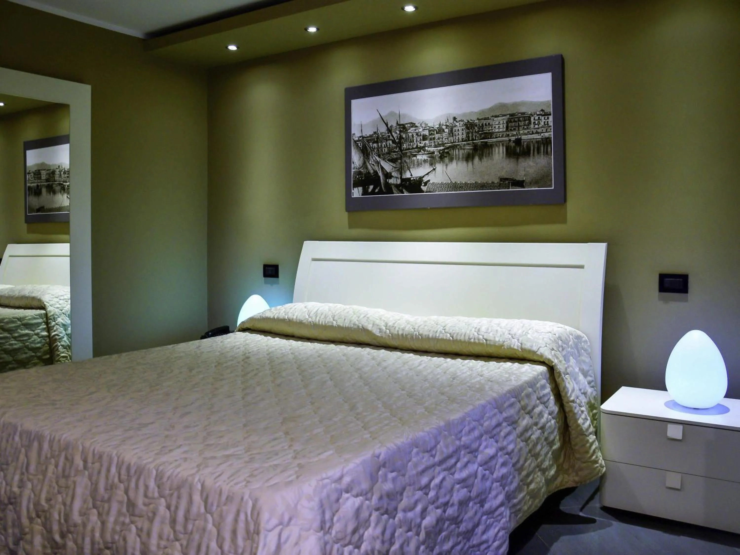 Bedroom in Ibis Styles Palermo Cristal