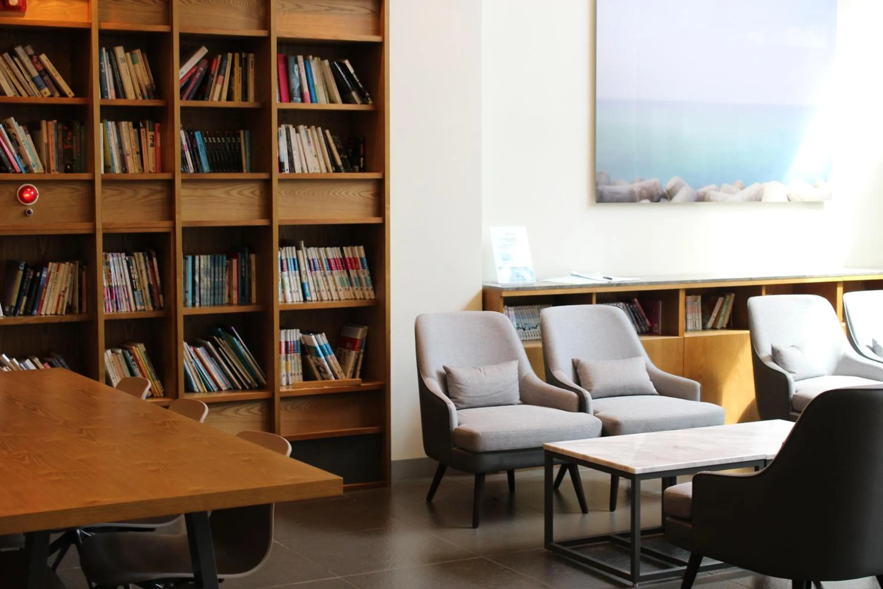 Library in The Grand Sumorum