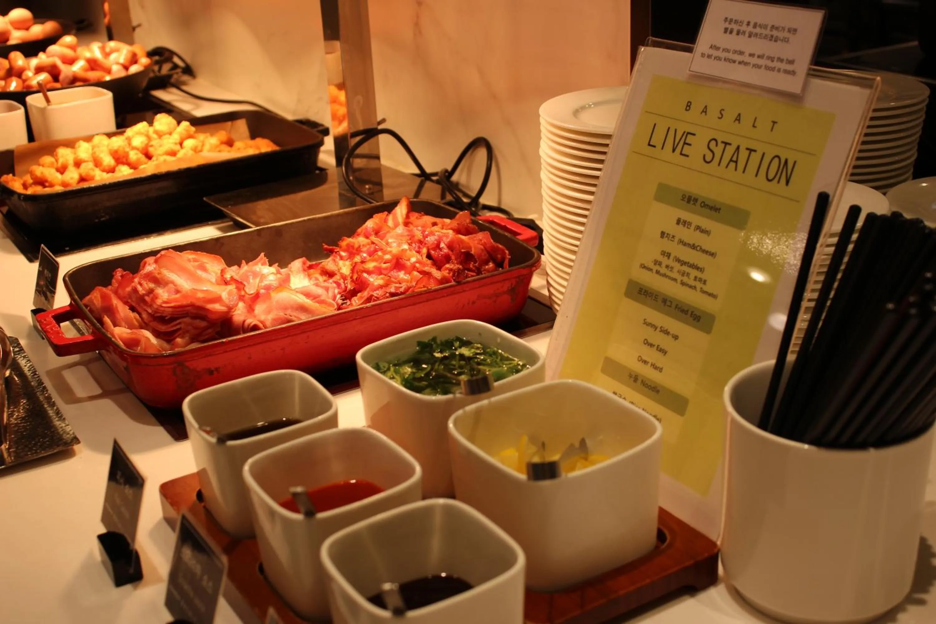 Breakfast in The Grand Sumorum