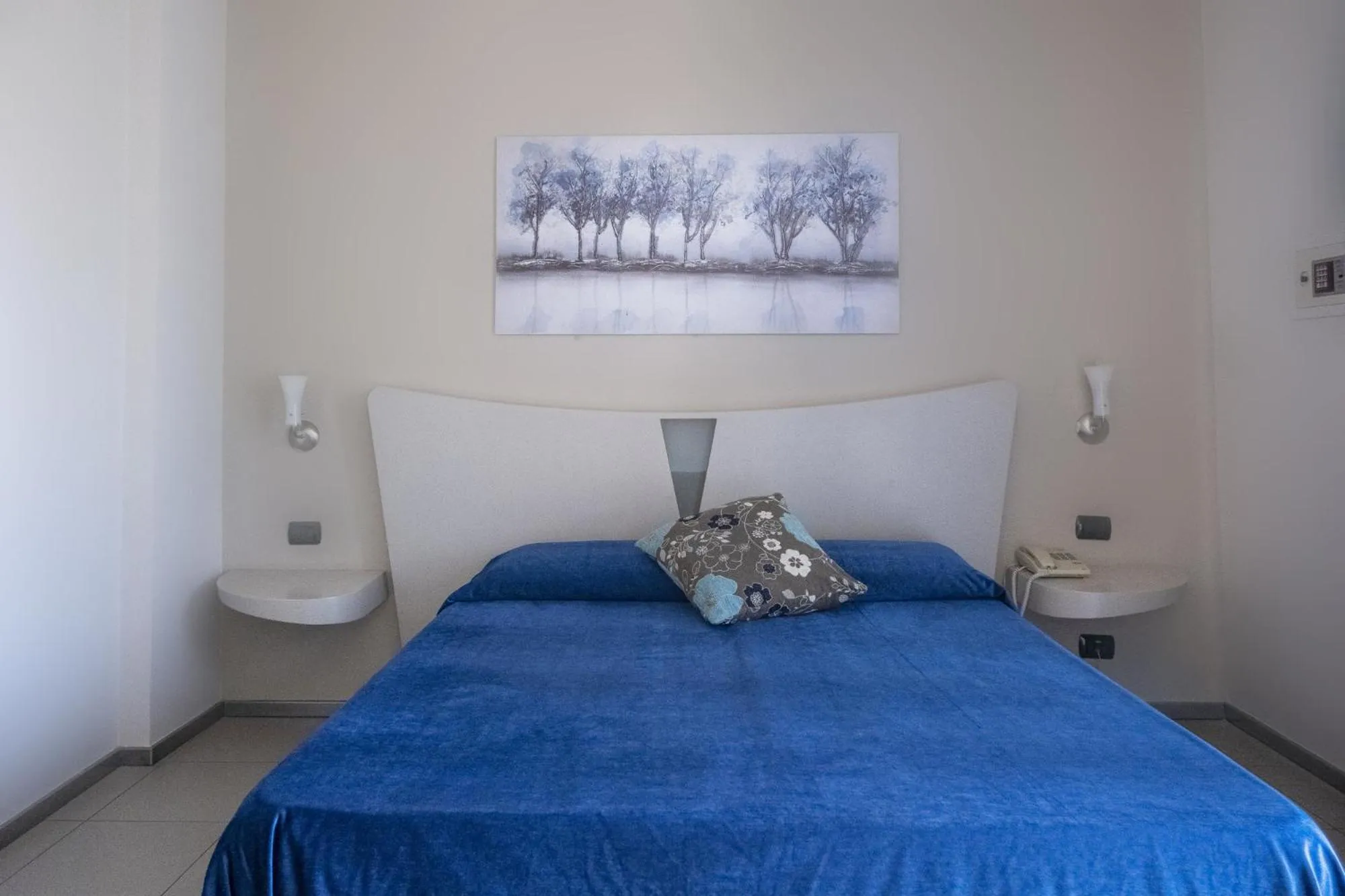 Bedroom, Bed in Hotel Kore