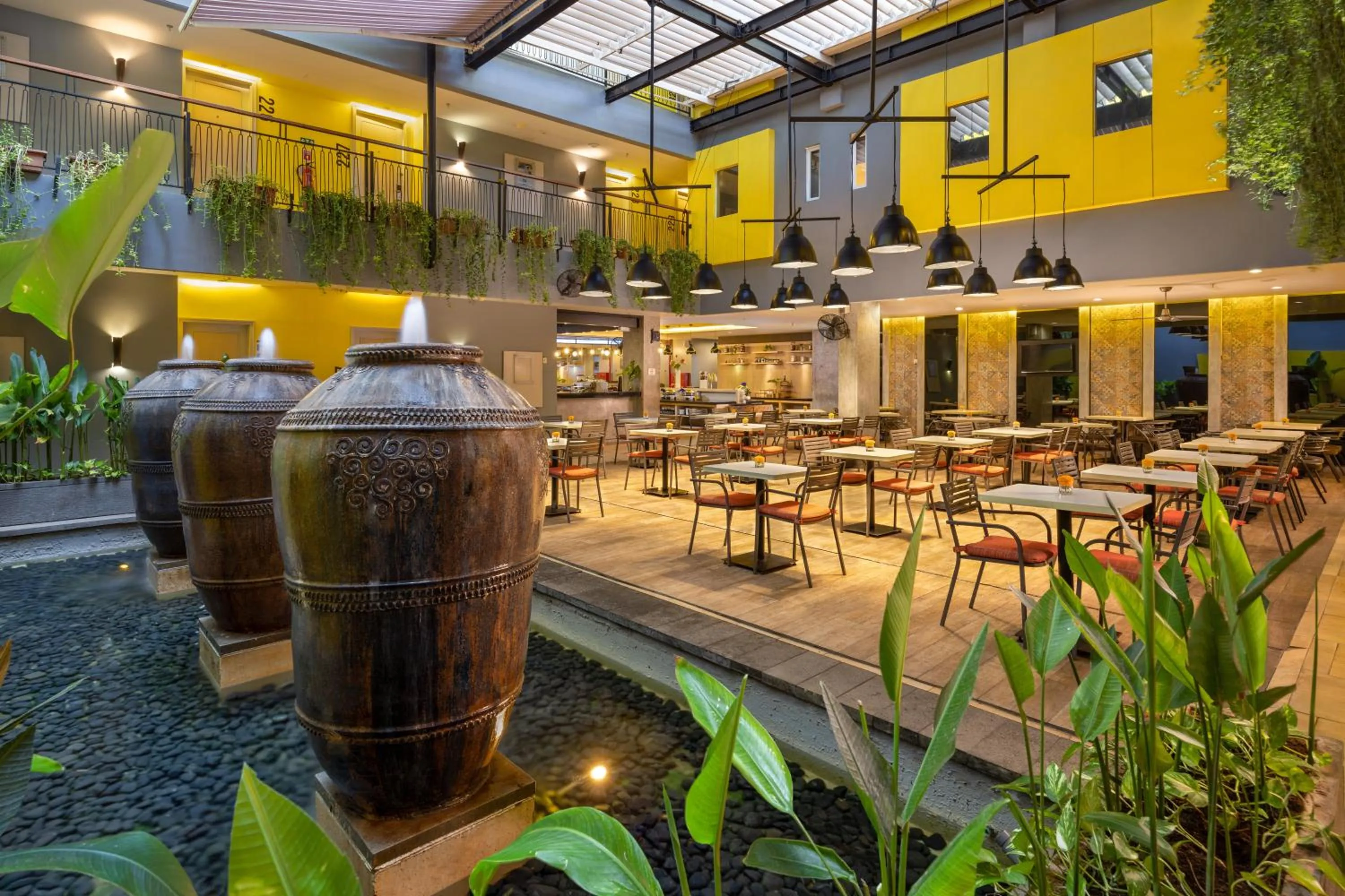 Restaurant/places to eat in Swiss-Belinn Legian