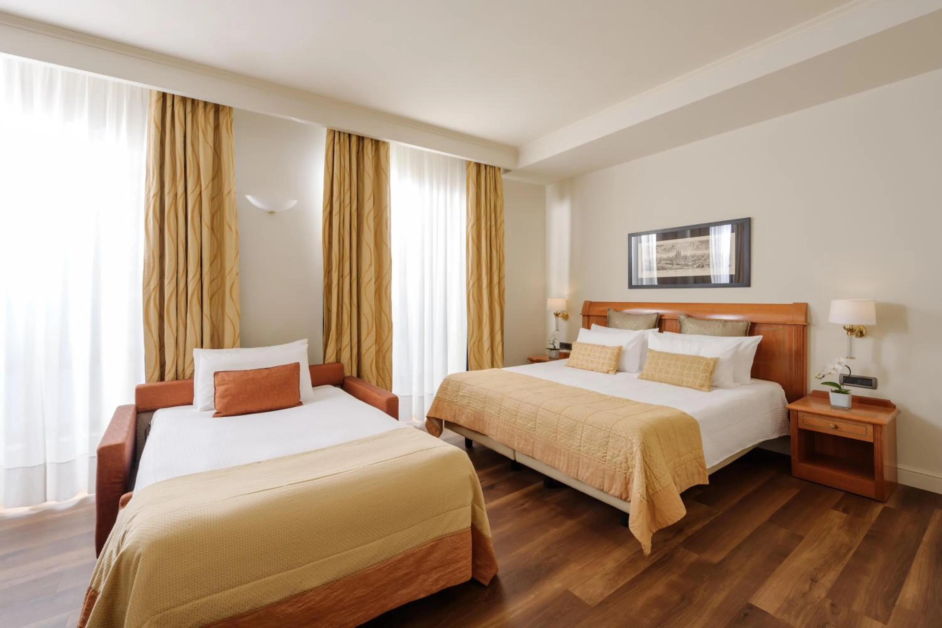 Bedroom, Bed in Hotel Dei Cavalieri Milano Duomo