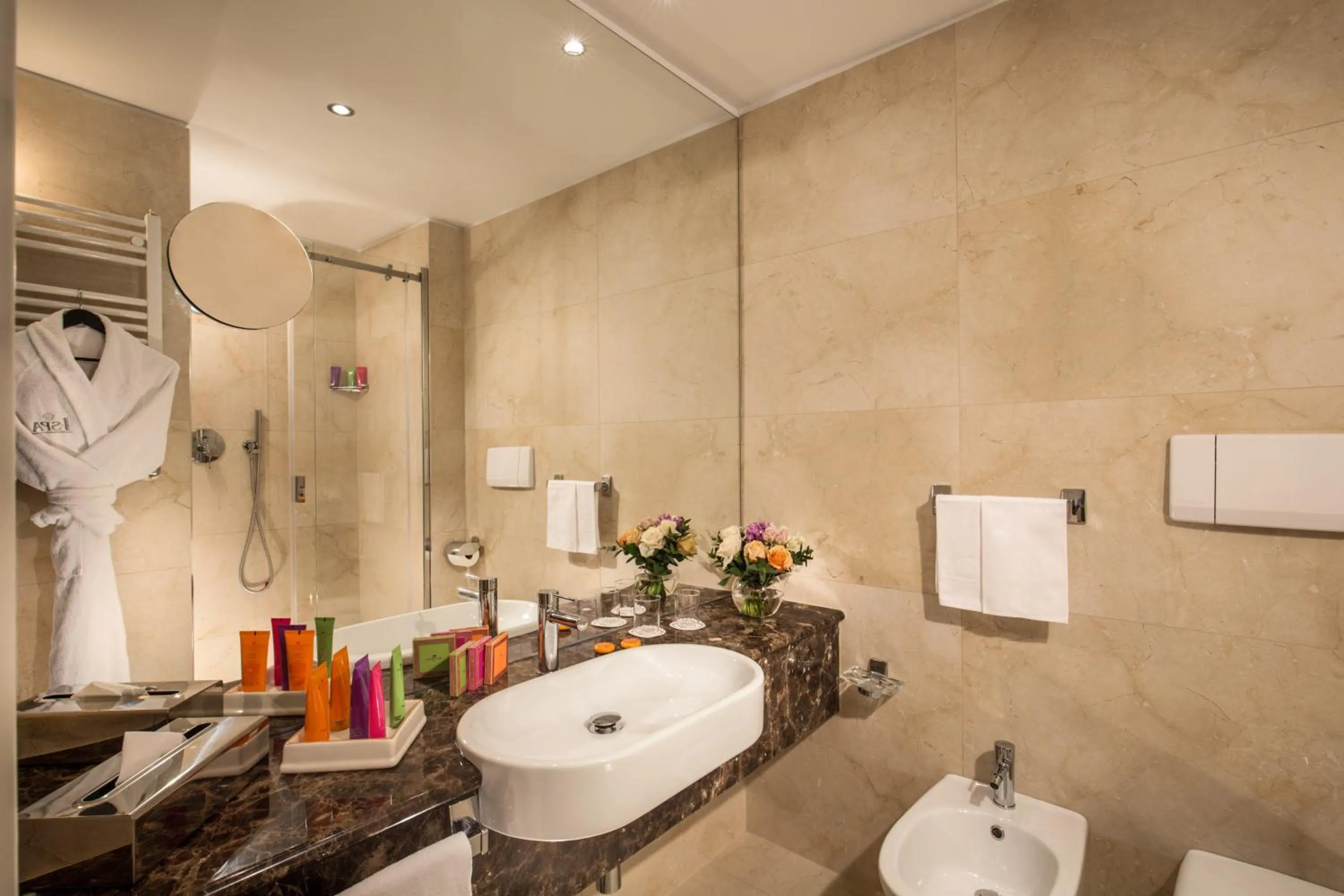 Toilet in Grand Hotel Imperiale Resort & SPA