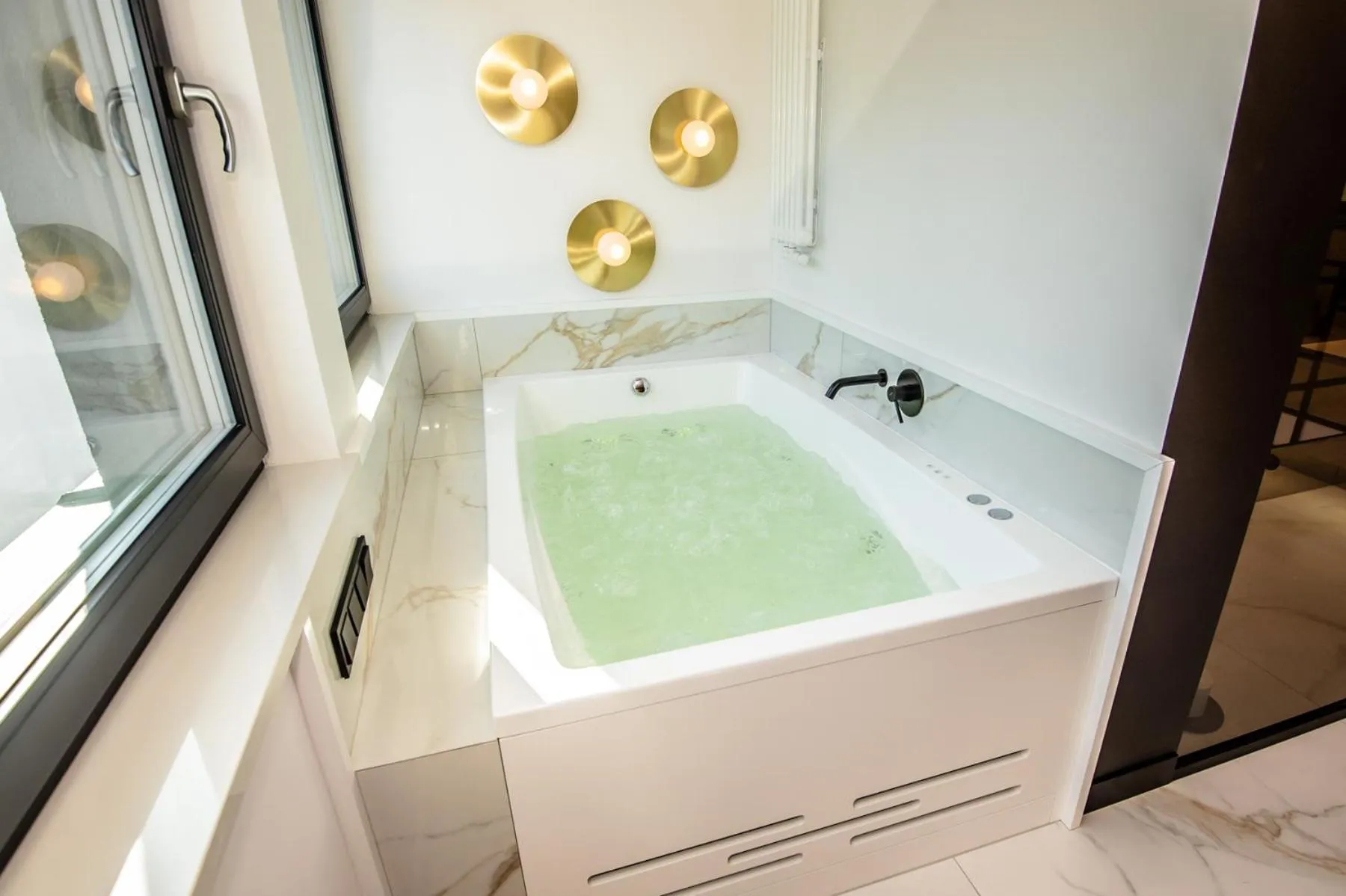 Hot Tub in Super-Apartamenty VIP Jacuzzi II