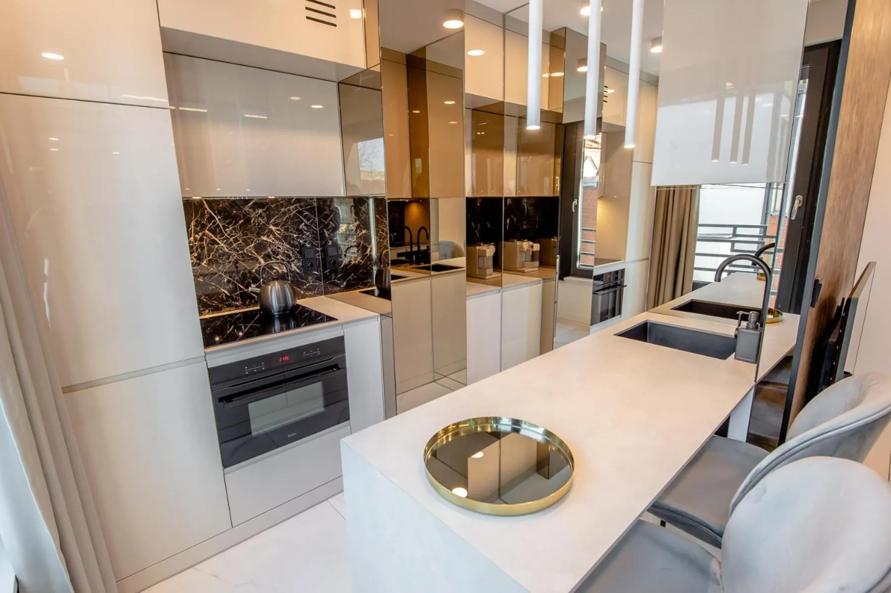 Kitchen or kitchenette in Super-Apartamenty VIP Jacuzzi II