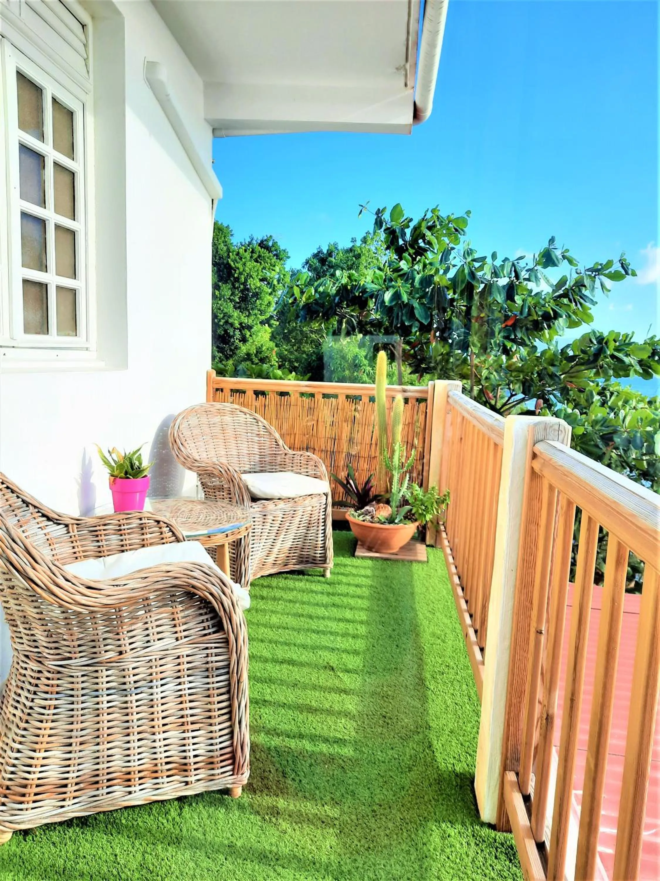 Suite with Balcony in CLEMARA EVASION