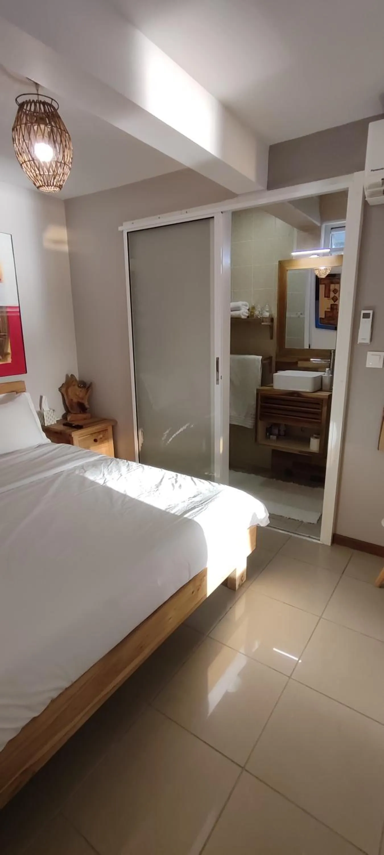 Bed in CLEMARA EVASION