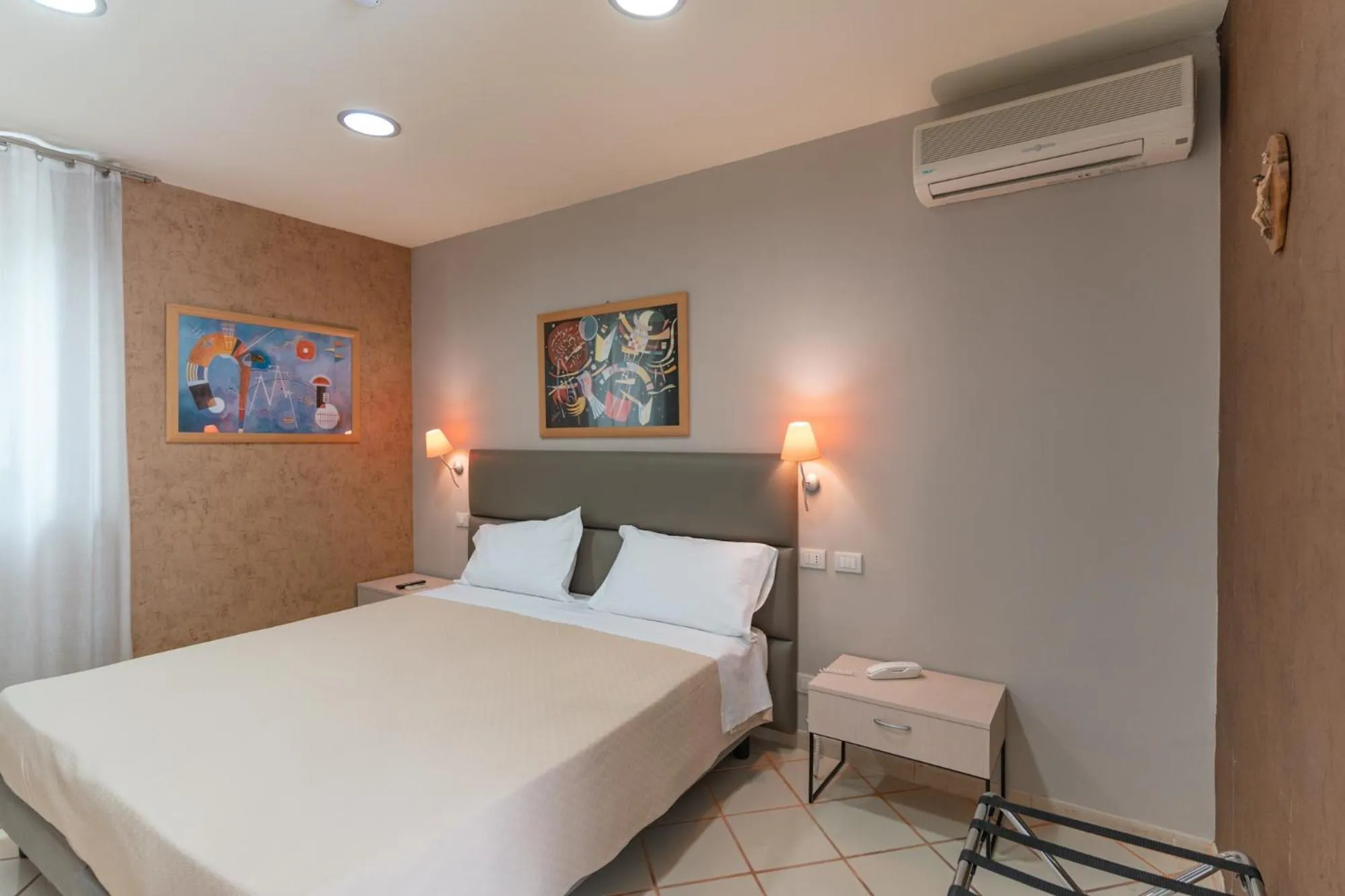 Bed in Hotel Principe d'Aragona, Sure Hotel Collection by BW