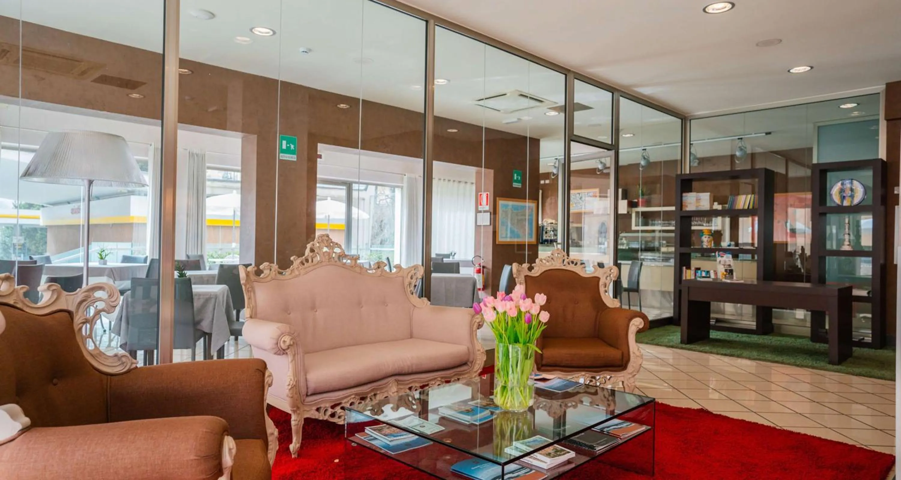 Lobby or reception in Hotel Principe d'Aragona, Sure Hotel Collection by BW