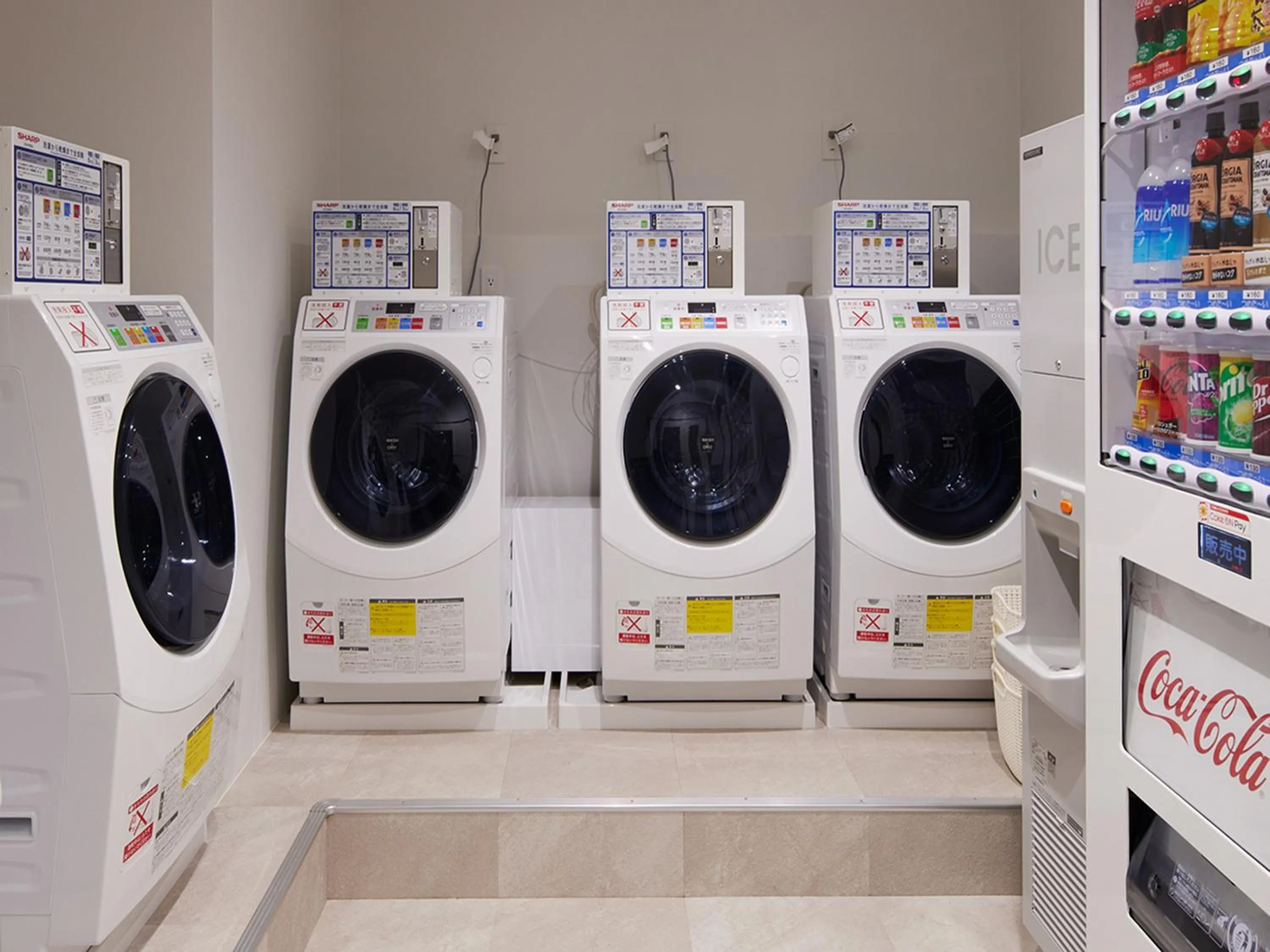 vending machine in hotel androoms Naha Port