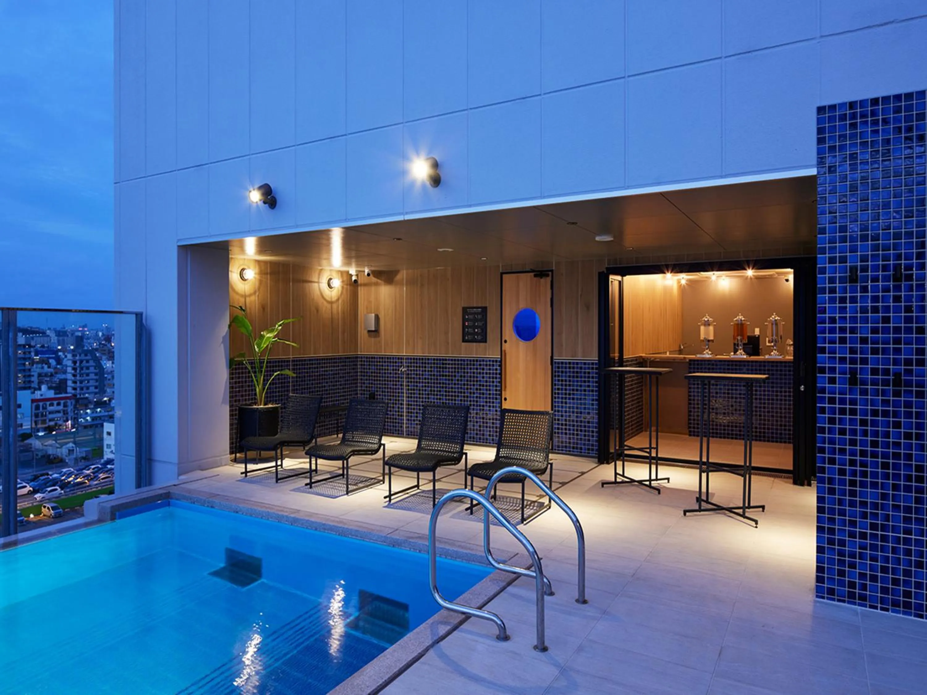 Swimming pool in hotel androoms Naha Port