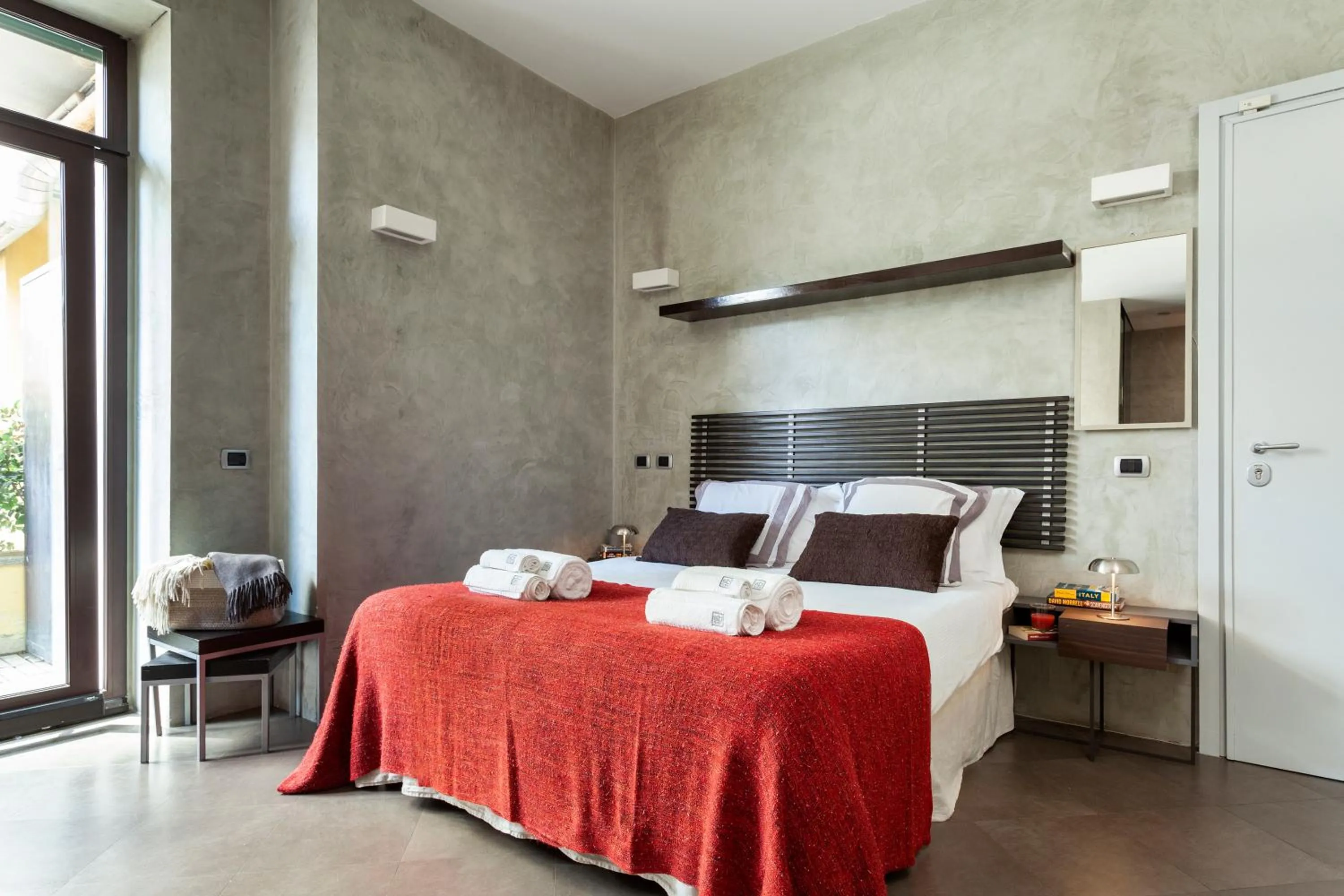 Bed in San Babila Suite