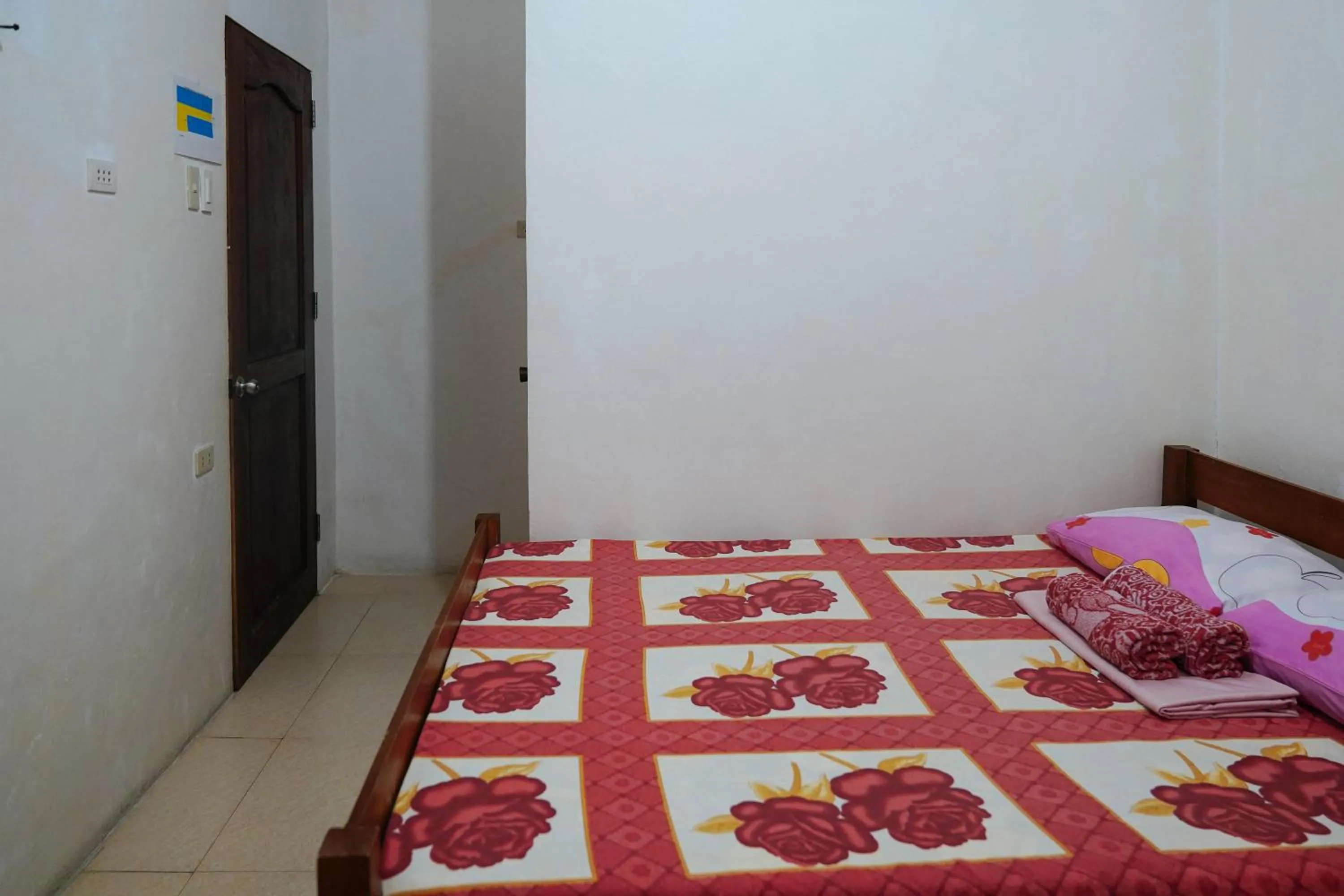 Bedroom, Bed in C Star Travellers Inn