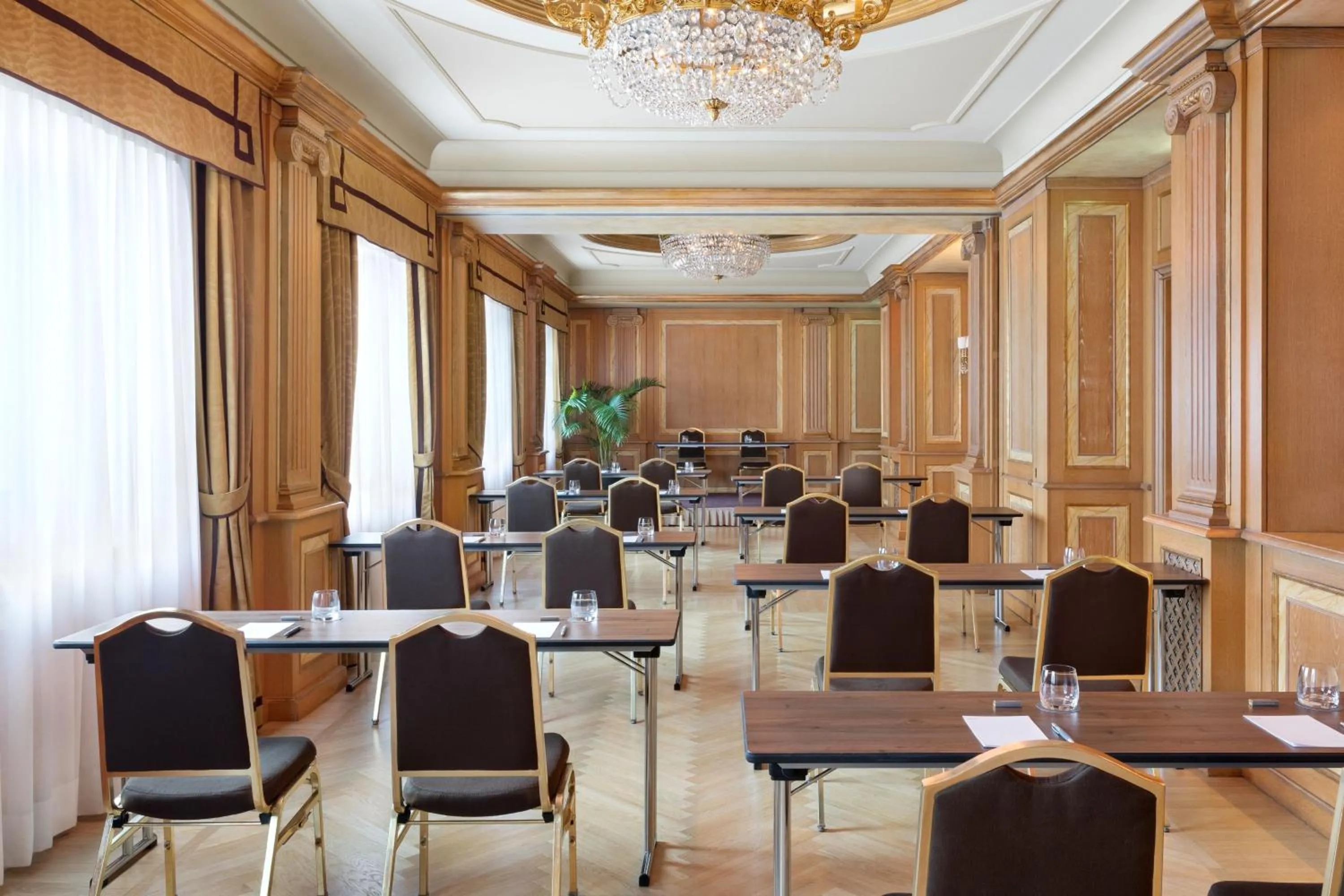 Meeting/conference room in The Westin Palace, Milan