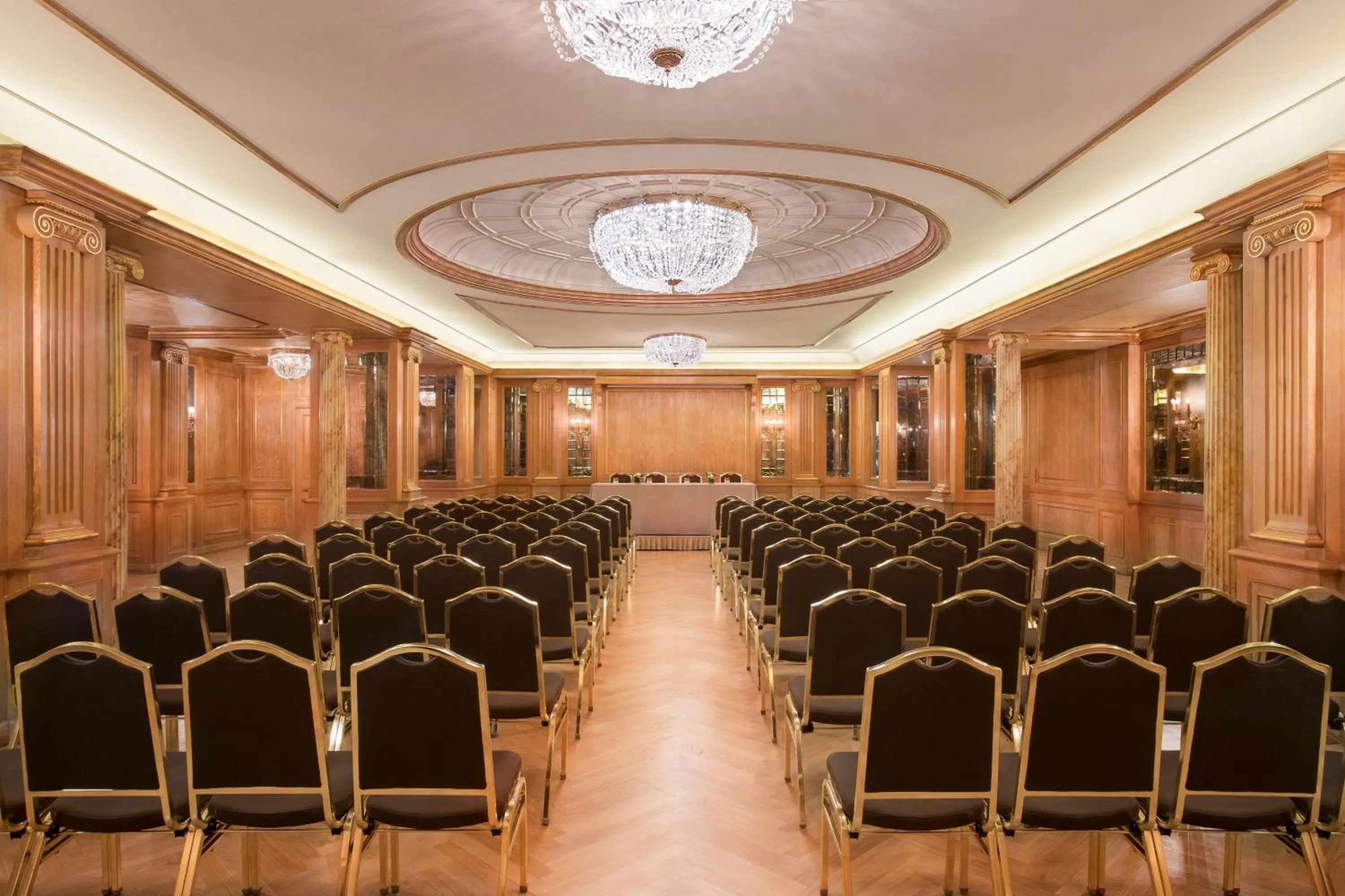 Meeting/conference room in The Westin Palace, Milan
