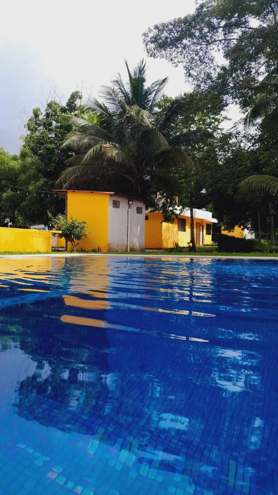 Swimming pool in Garden Suites Comalcalco