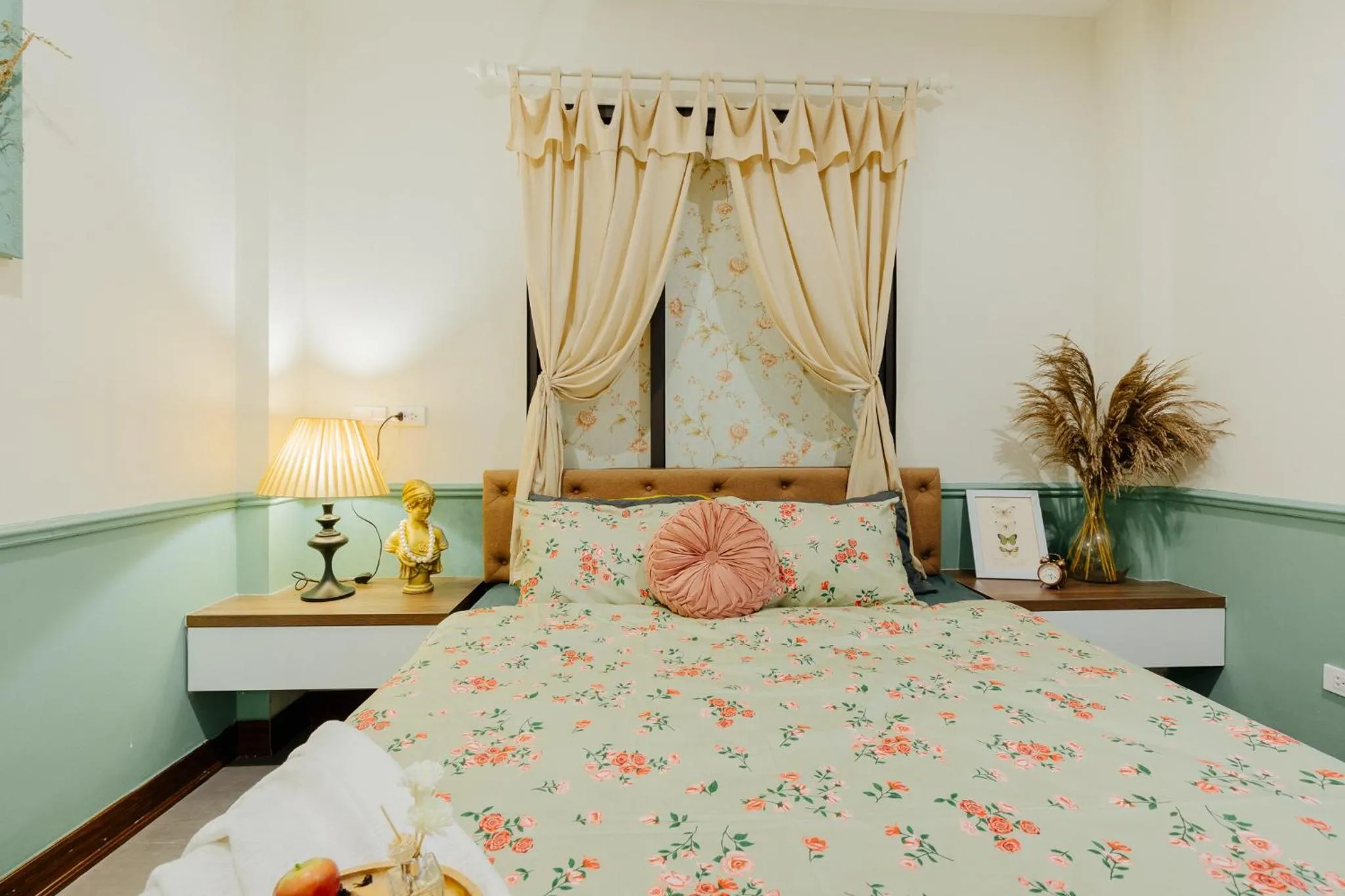 Bed in Sabi Home Tay Ho Hanoi