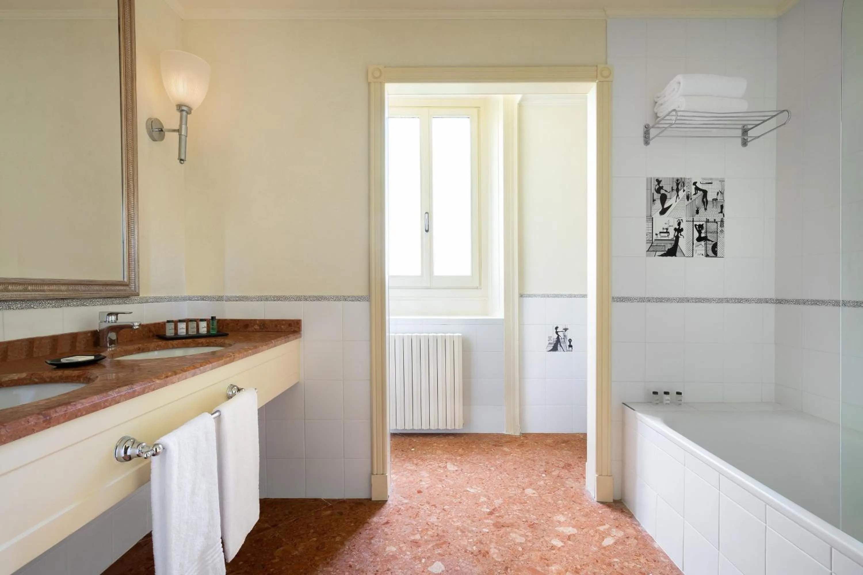 Bathroom in Sheraton Diana Majestic