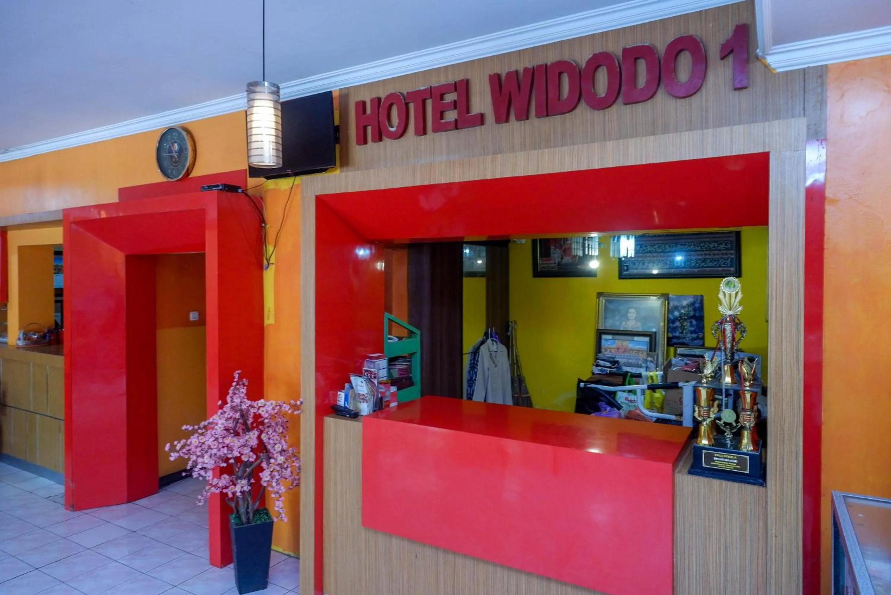 Lobby or reception in Hotel Widodo 1 Parangtritis RedPartner