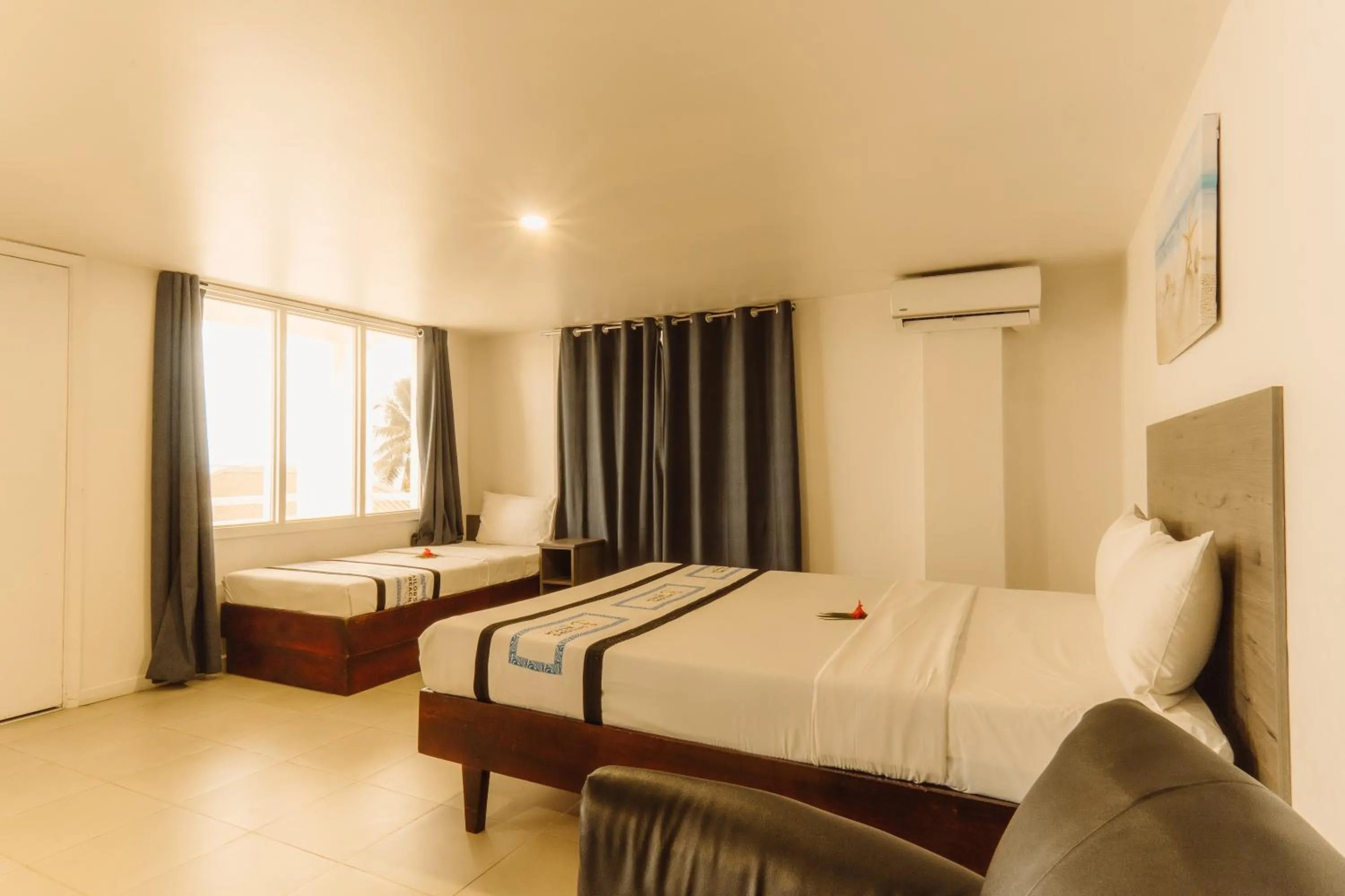 Sea view, Bed in Sailors Beach Fiji