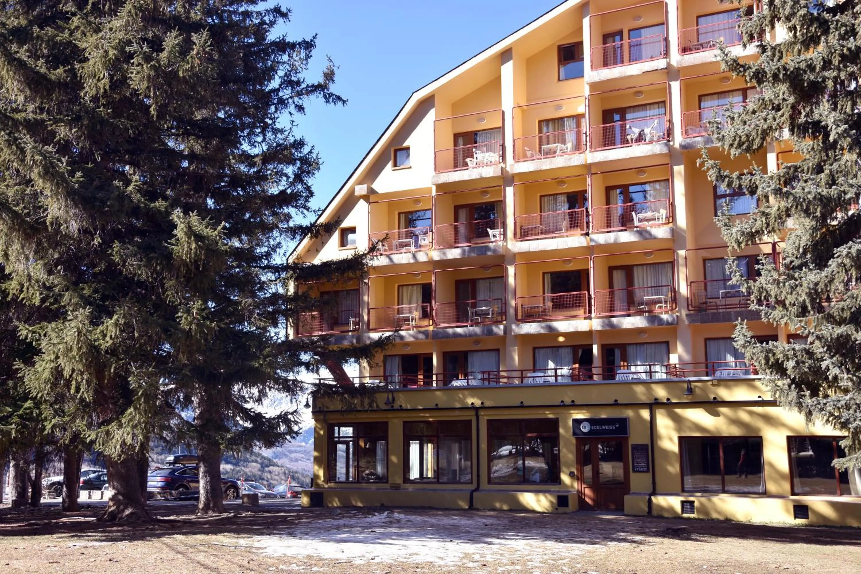 Property building in Apartamentos SNÖ Edelweiss