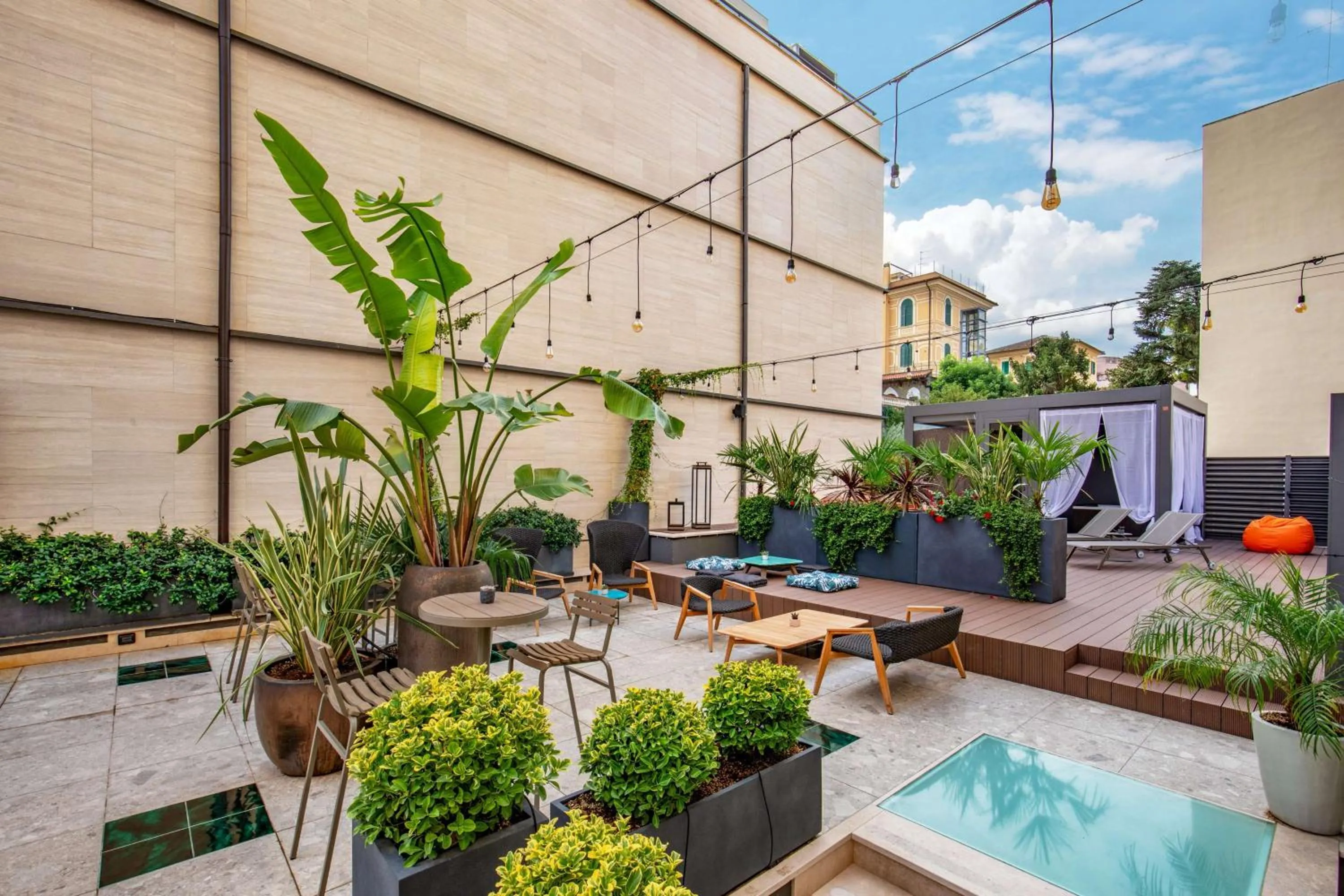 Patio in The Spring House Hotel Rome Vatican, Tapestry Collection Hilton