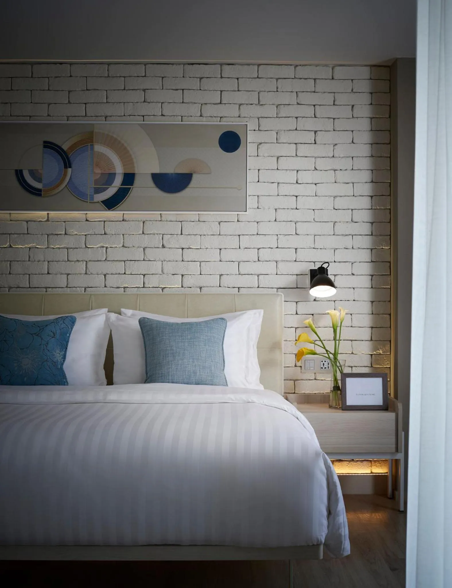 Photo of the whole room, Bed in Shama Yen-Akat Bangkok