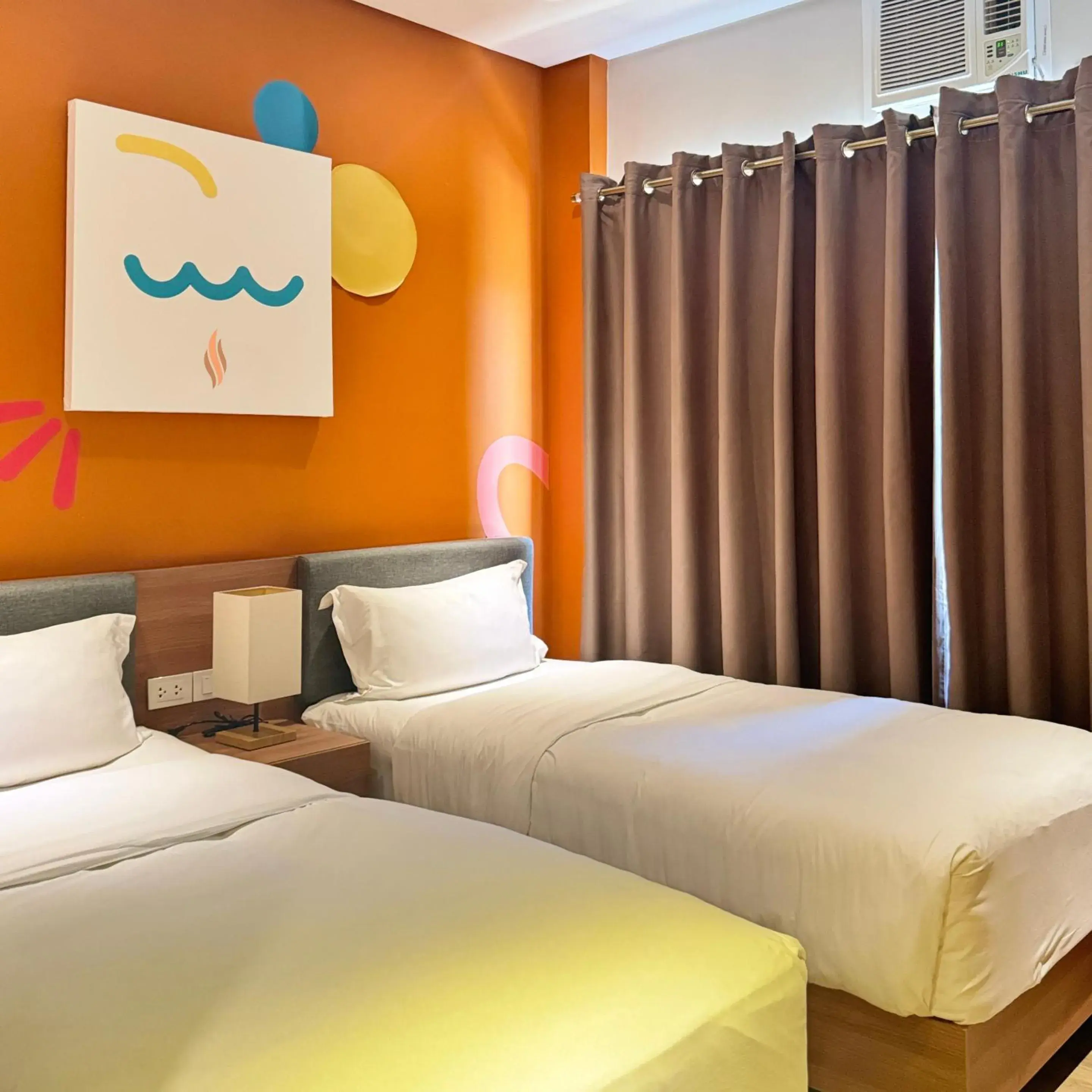 Deluxe Twin Room in Luxebridge Hotel Deluxe Twin Room in Luxebridge Hotel