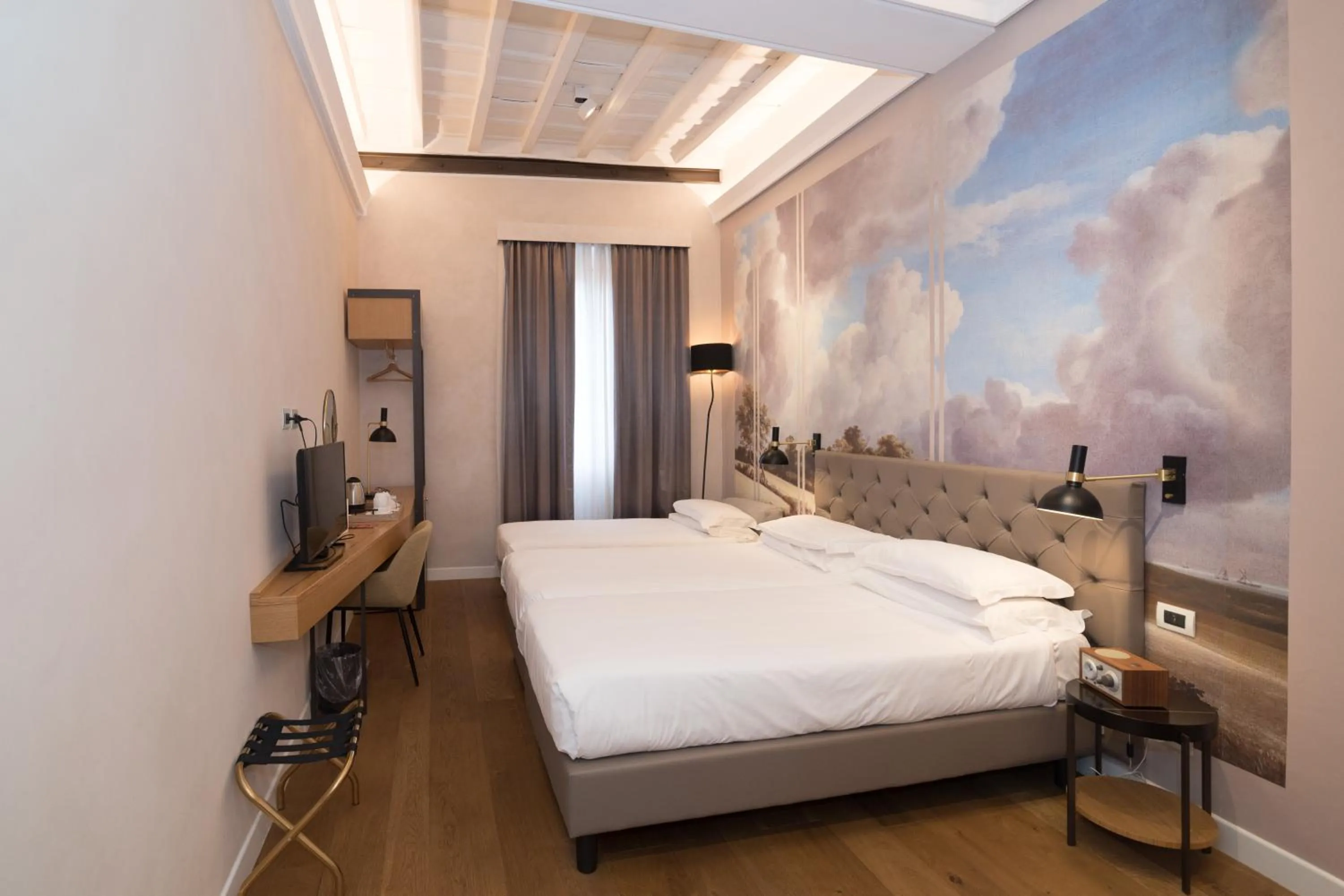 Bedroom, Bed in Hotel Accademia