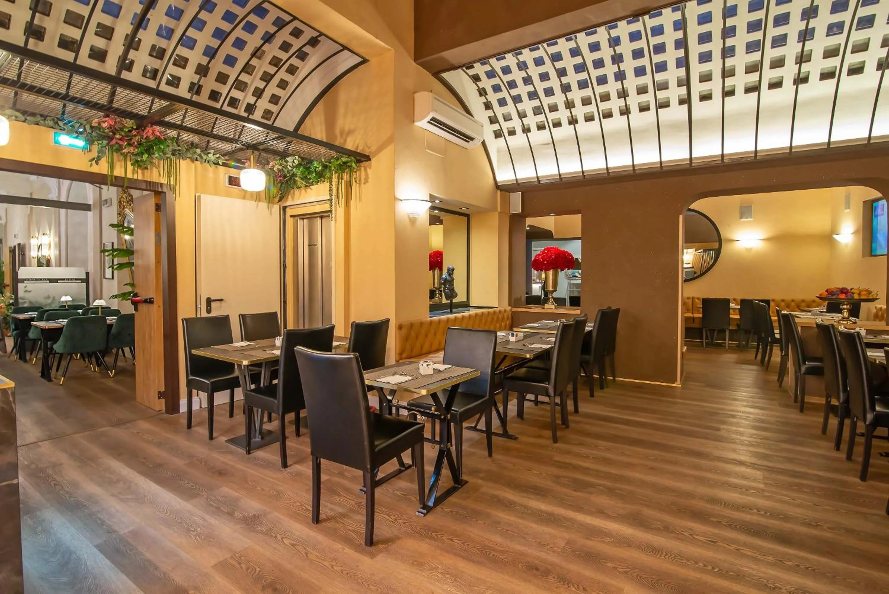 Continental breakfast in Hotel Accademia