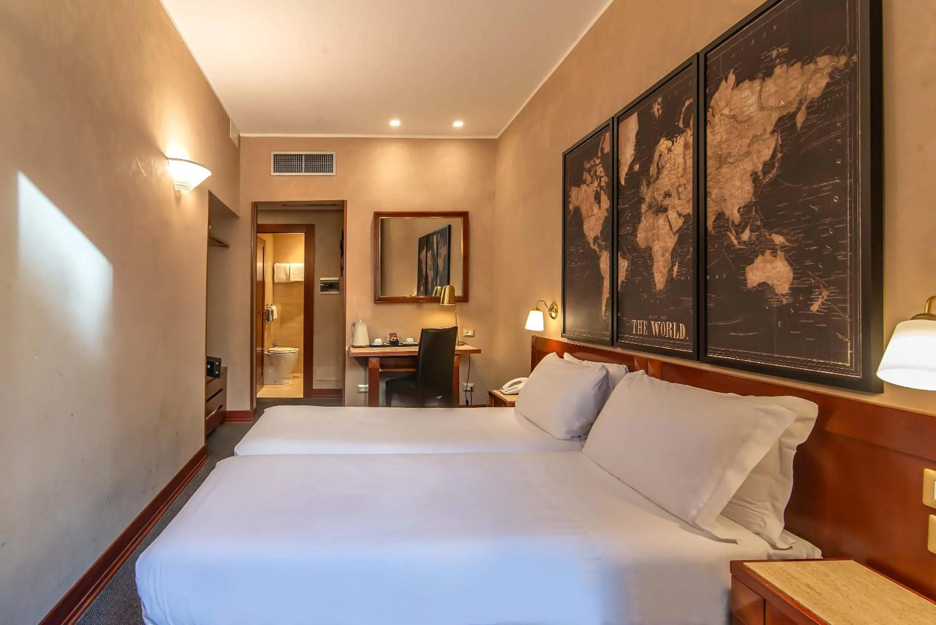 Bed in Hotel Accademia