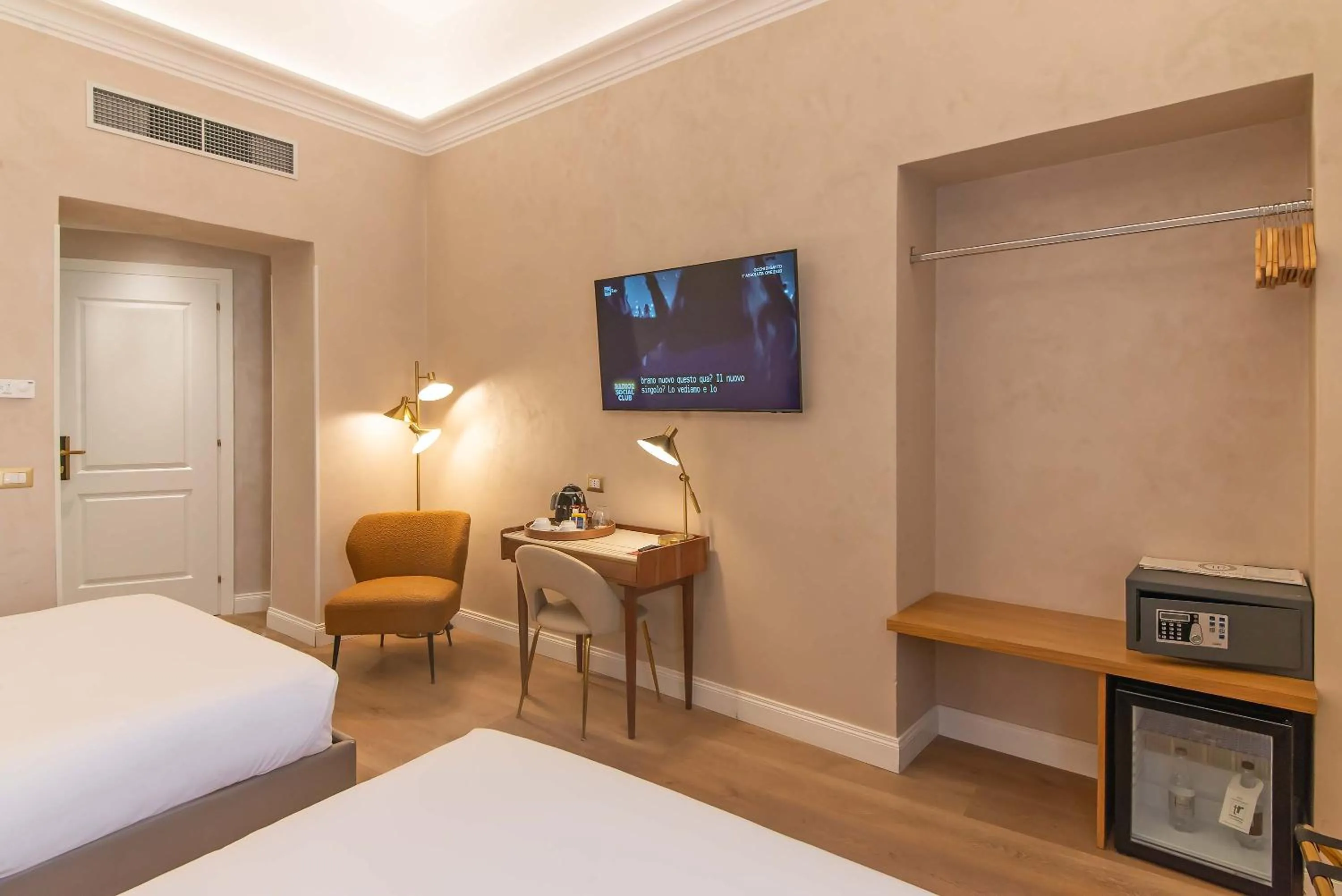 Decorative detail, Bed in Hotel Accademia