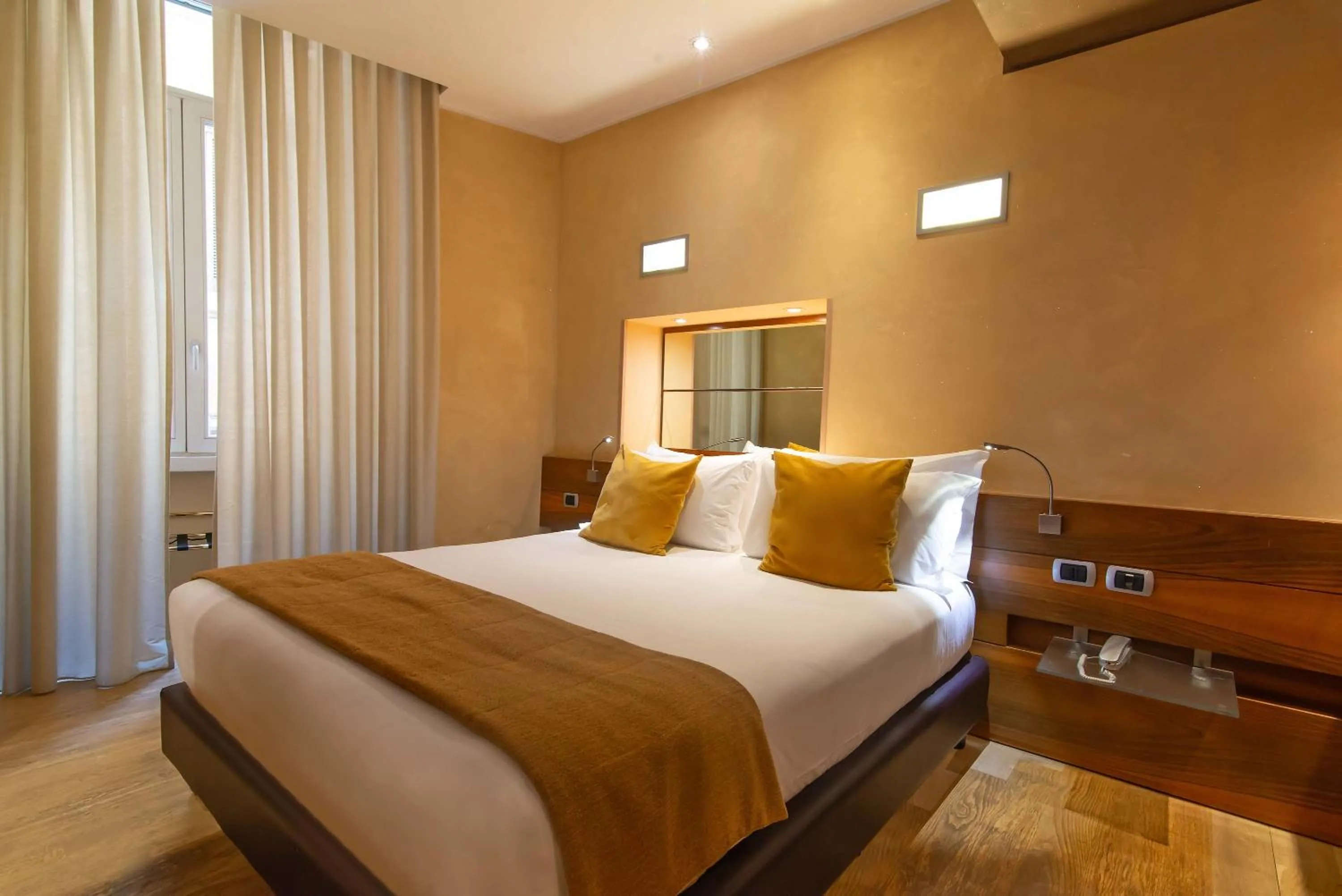 Photo of the whole room, Bed in Hotel Tritone