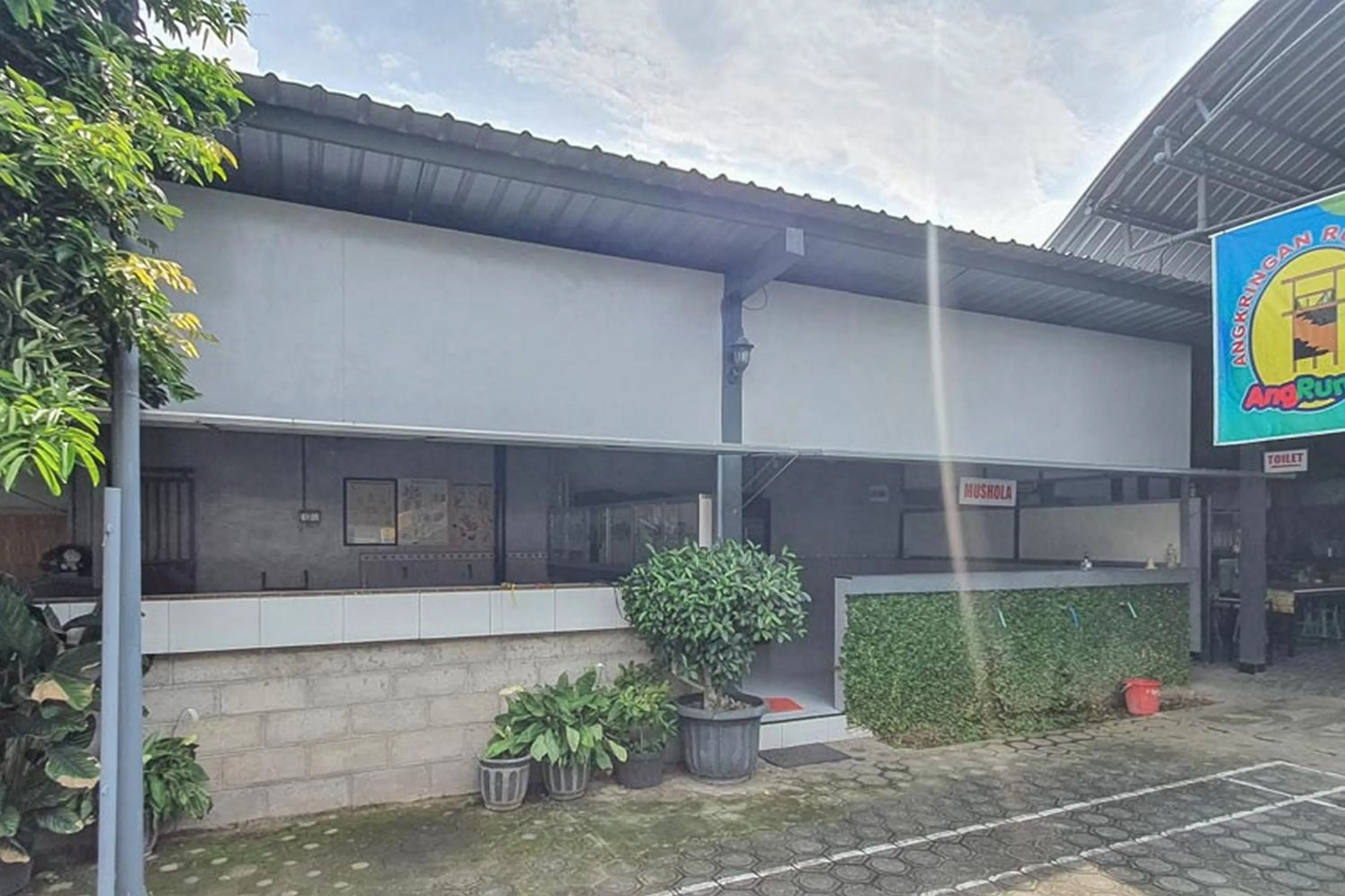 Property building in Angrumba Family Homestay near RSUD Caruban Mitra RedDoorz