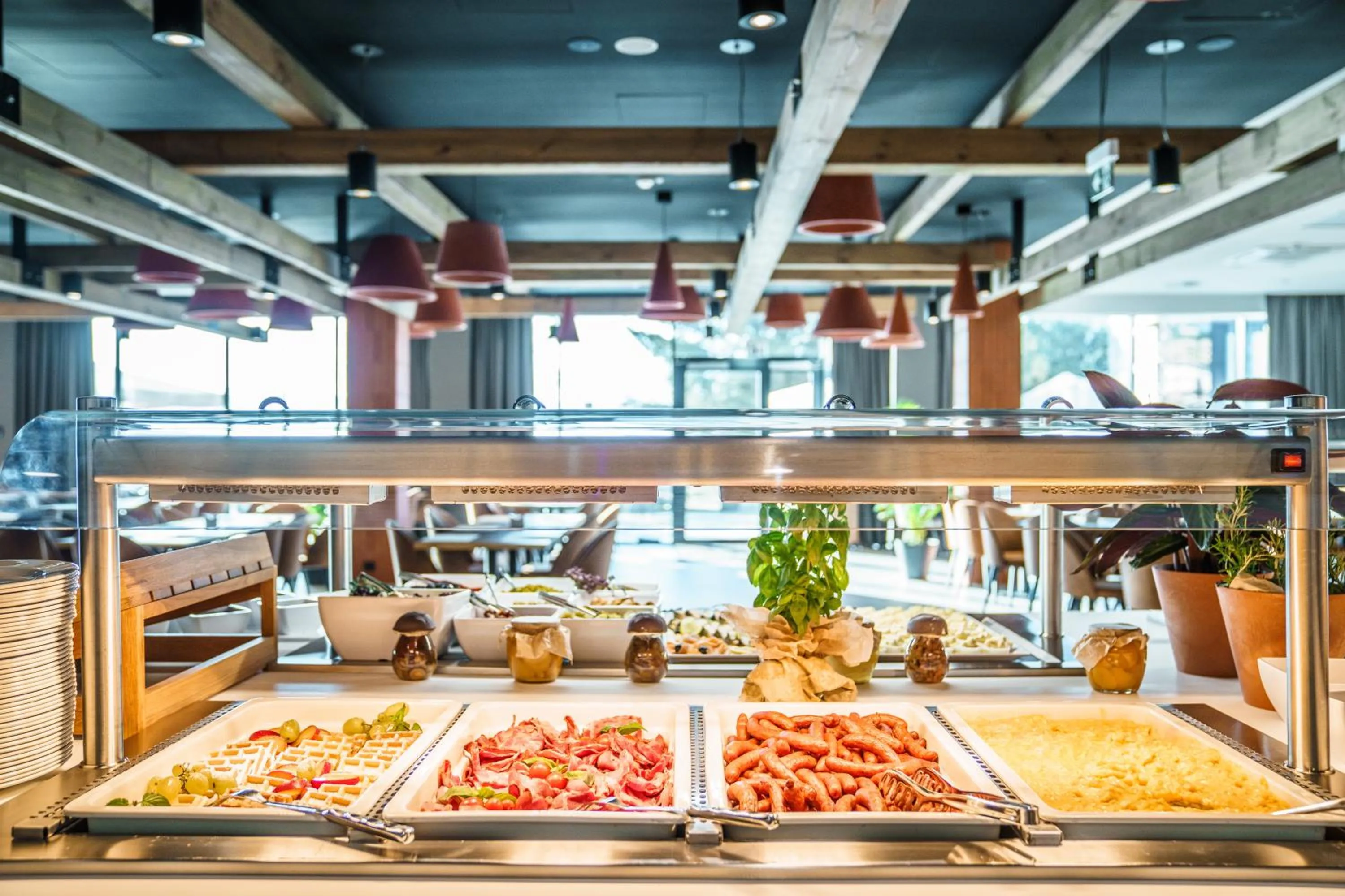 Dining area in Elements Hotel&Spa