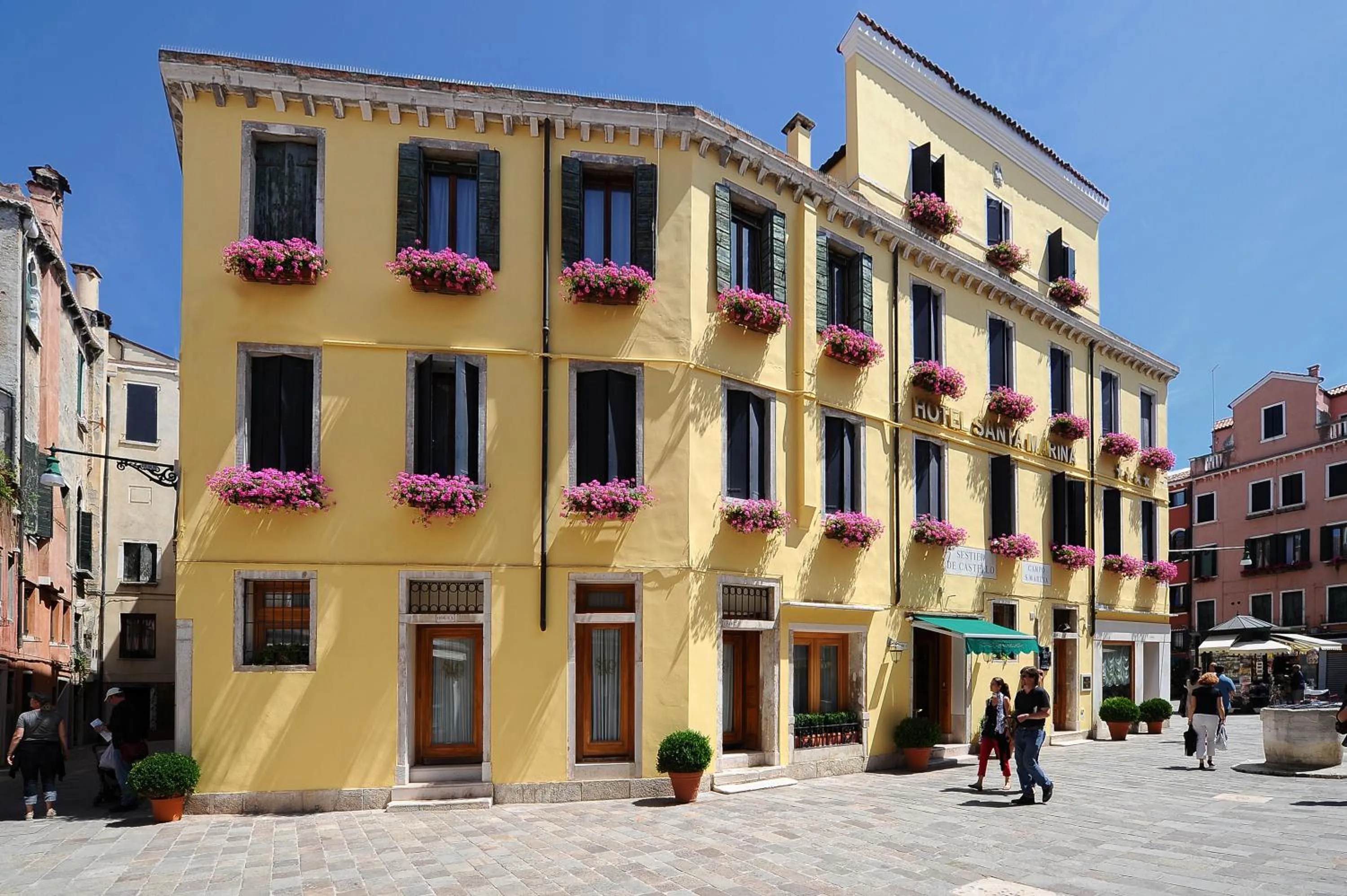 Facade/entrance in Hotel Santa Marina