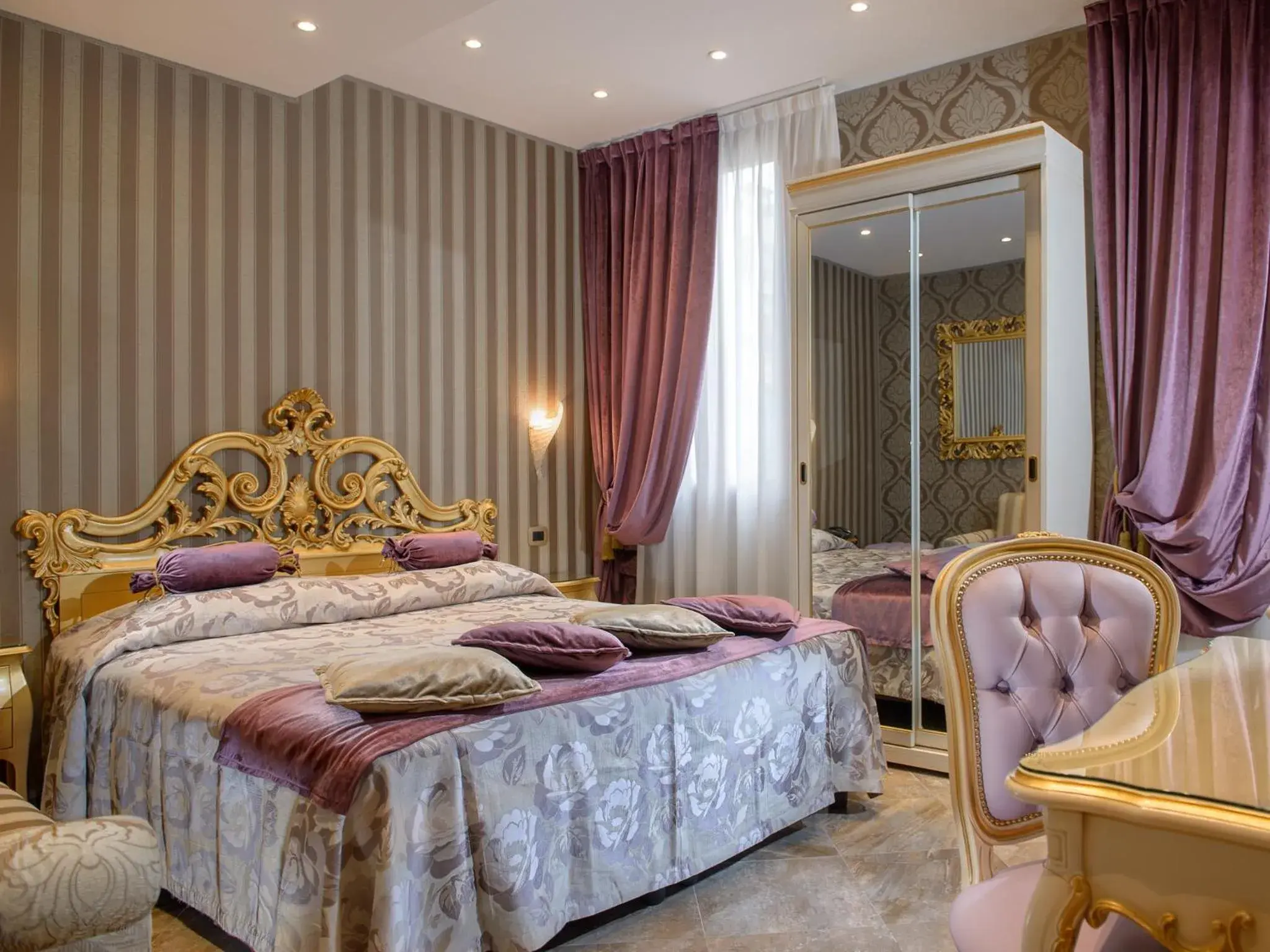 Superior Triple Room in Hotel Santa Marina Superior Triple Room in Hotel Santa Marina