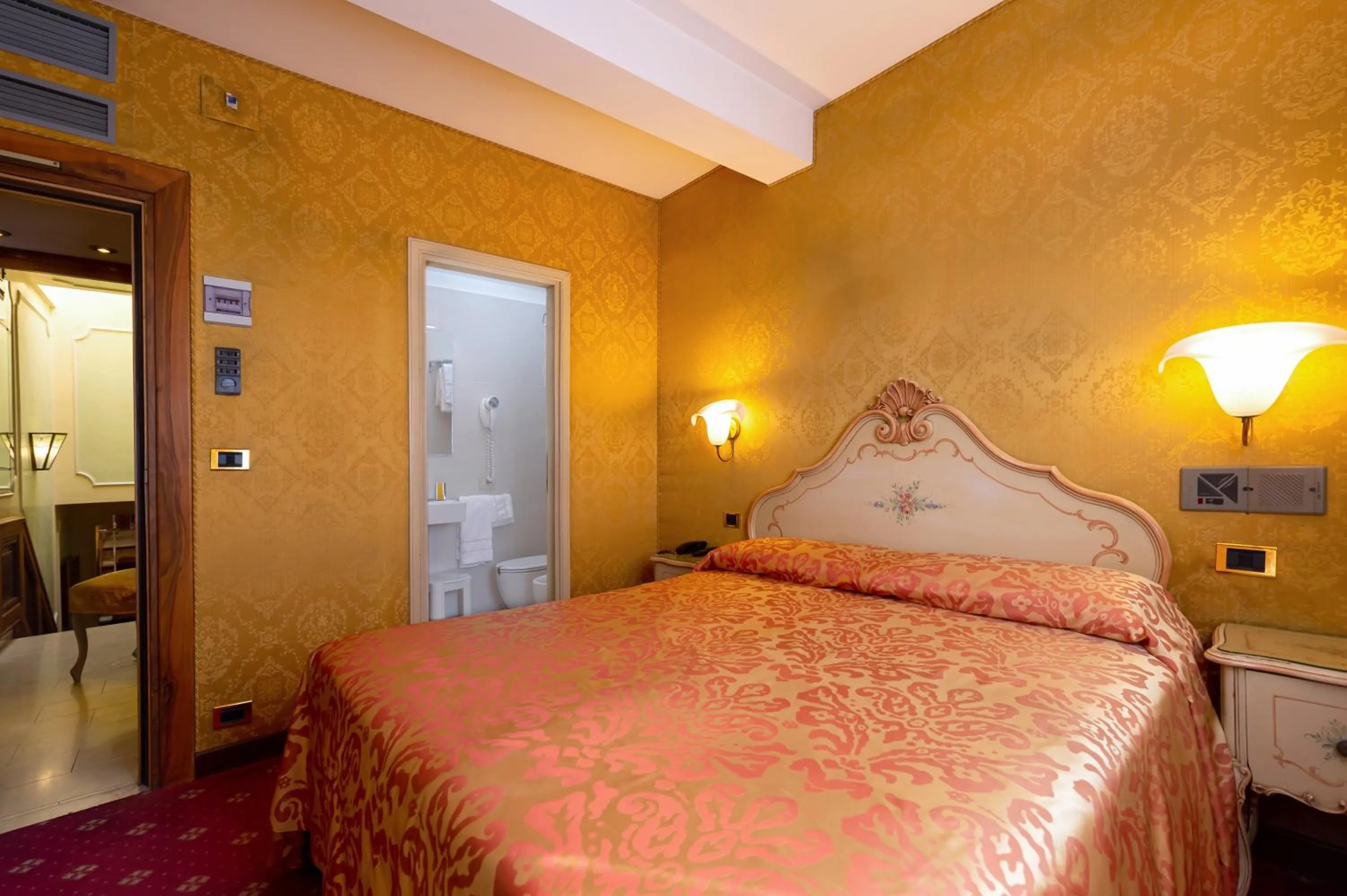 Photo of the whole room, Bed in Hotel Santa Marina