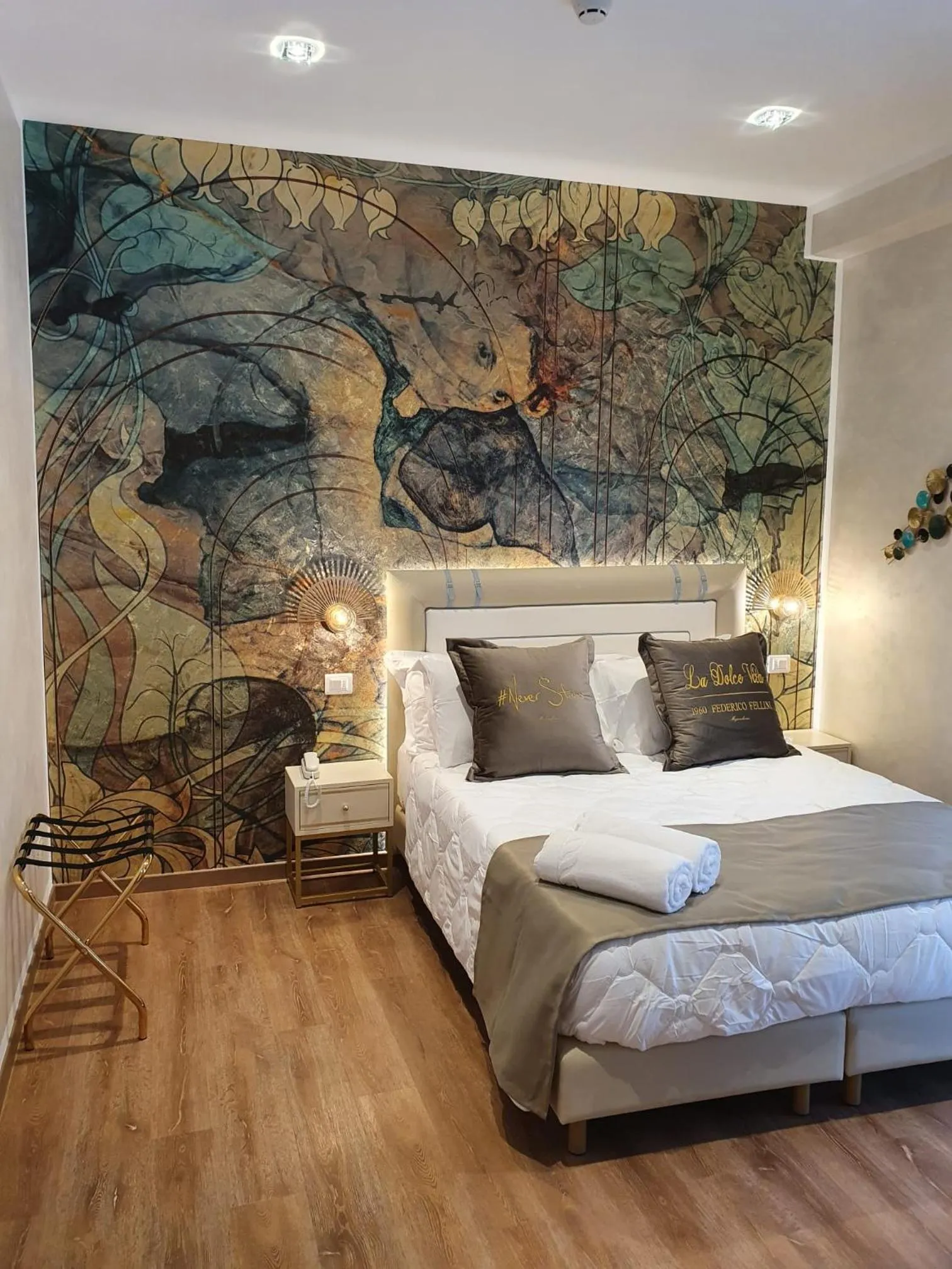 Bedroom, Bed in Amsterdam Suite Hotel & SPA